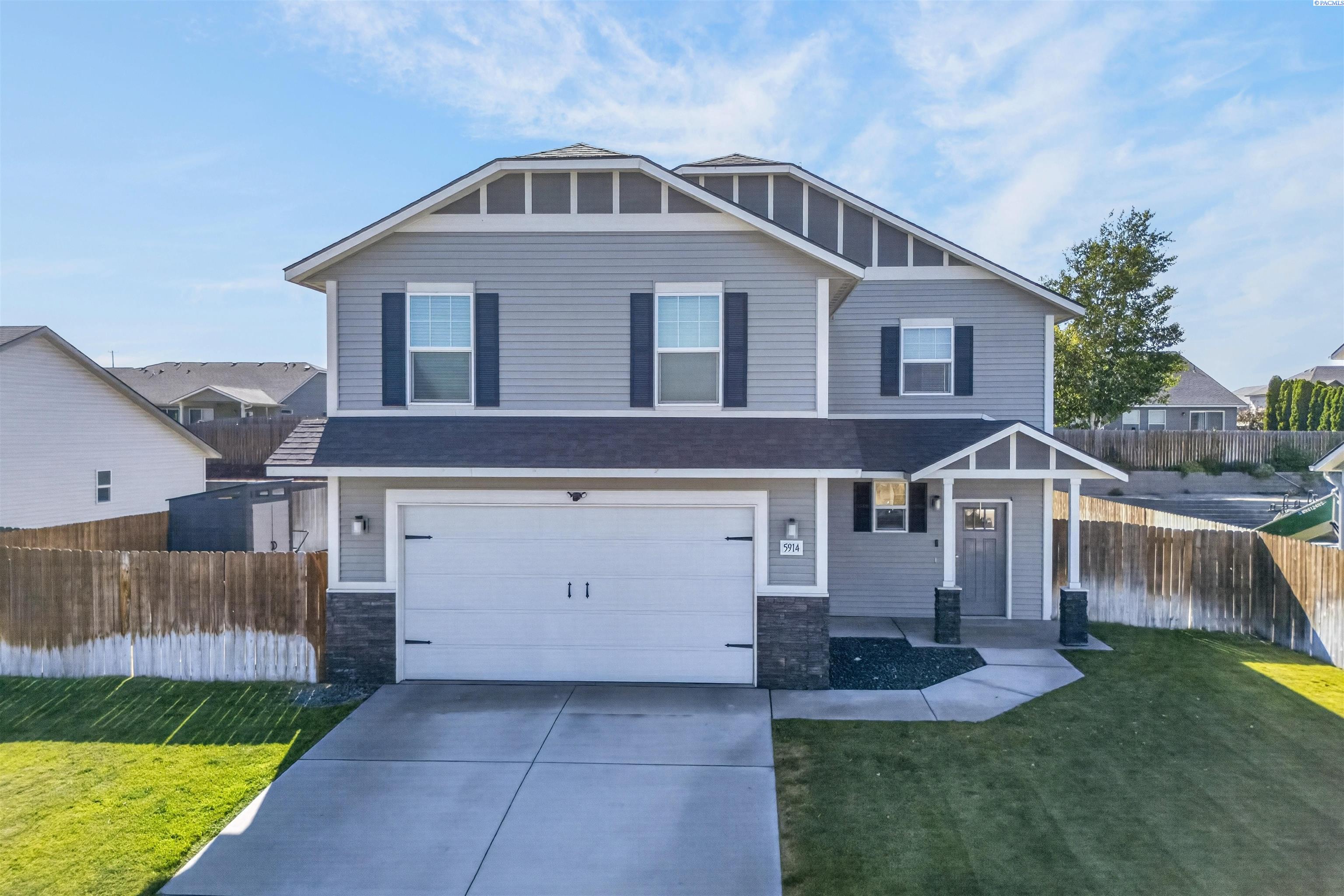 5914 Ramus Ln