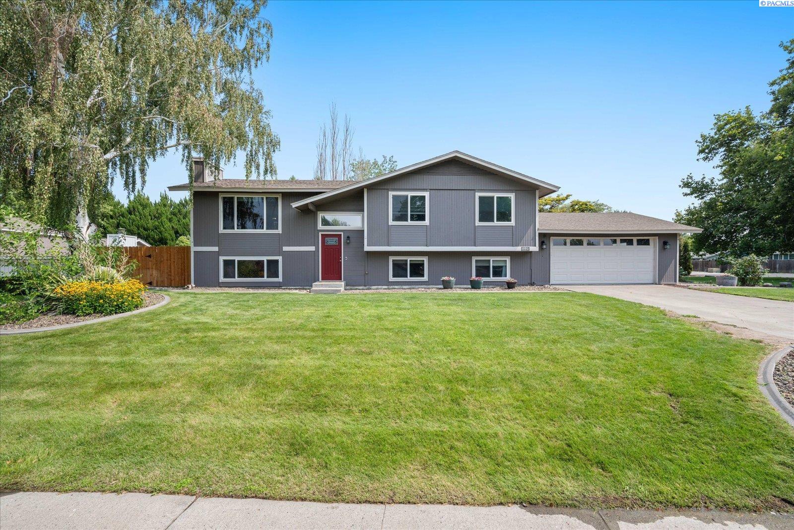 1448 Rimrock Ave.