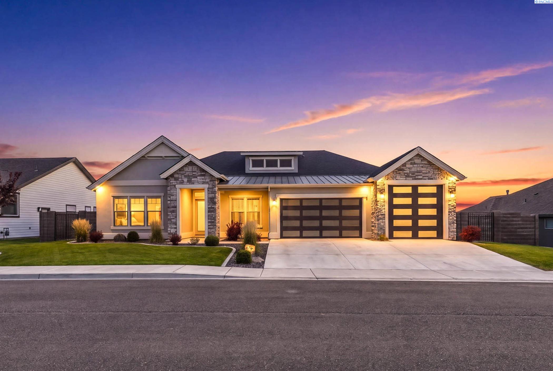 2319 Skyview Loop
