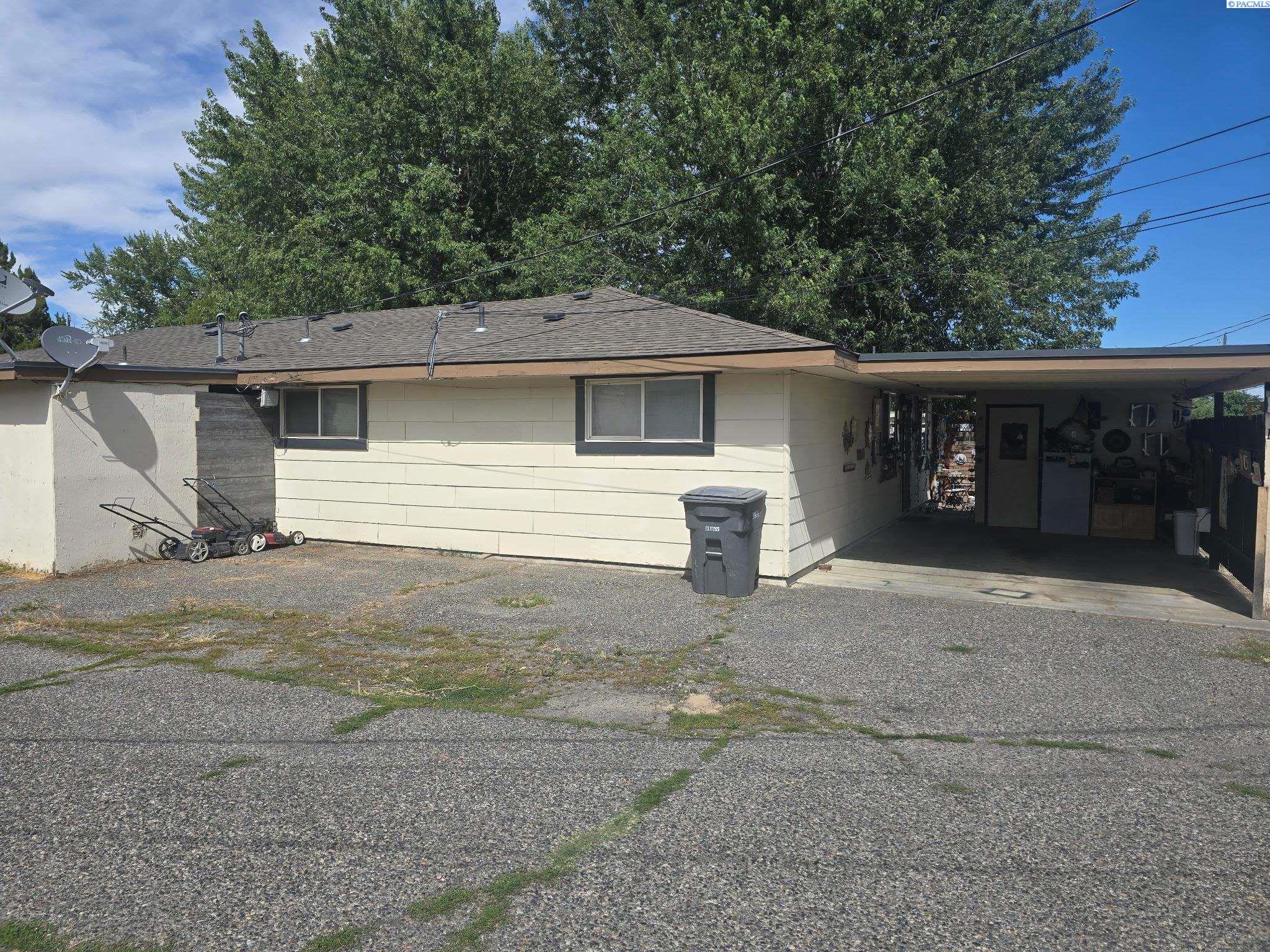 1701 W 5th ave