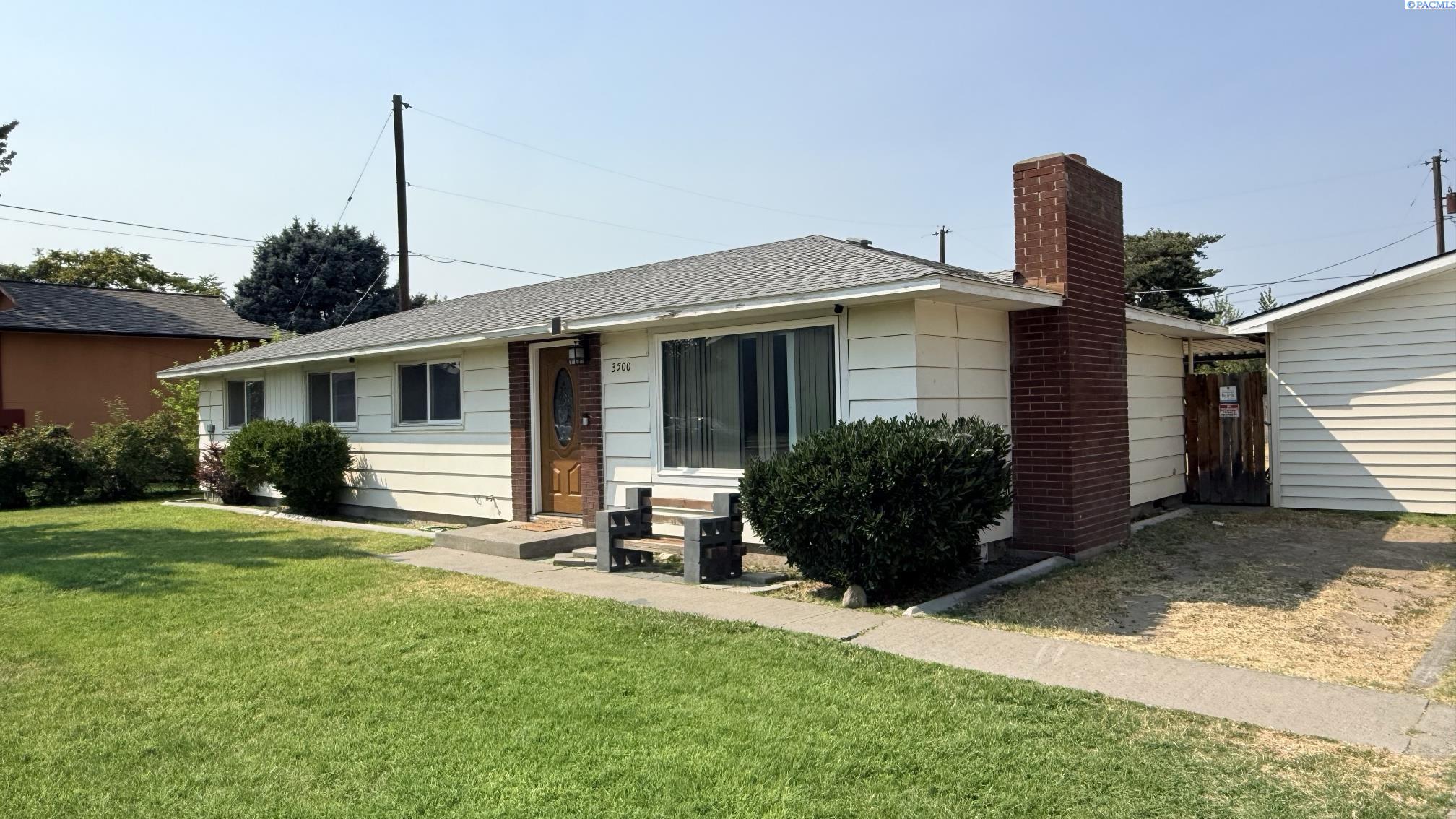 3500 W Hood ave