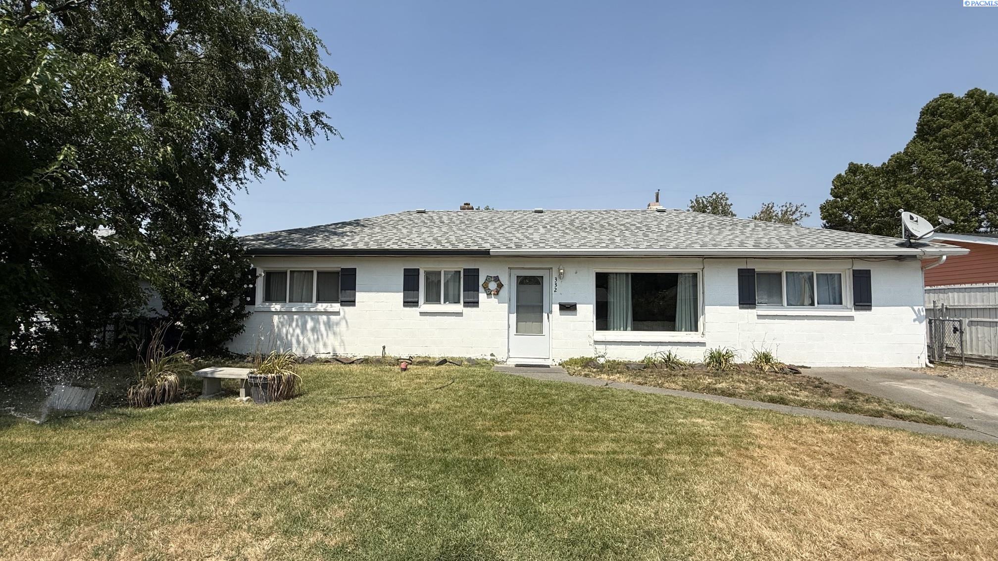 332 W 11th Ave