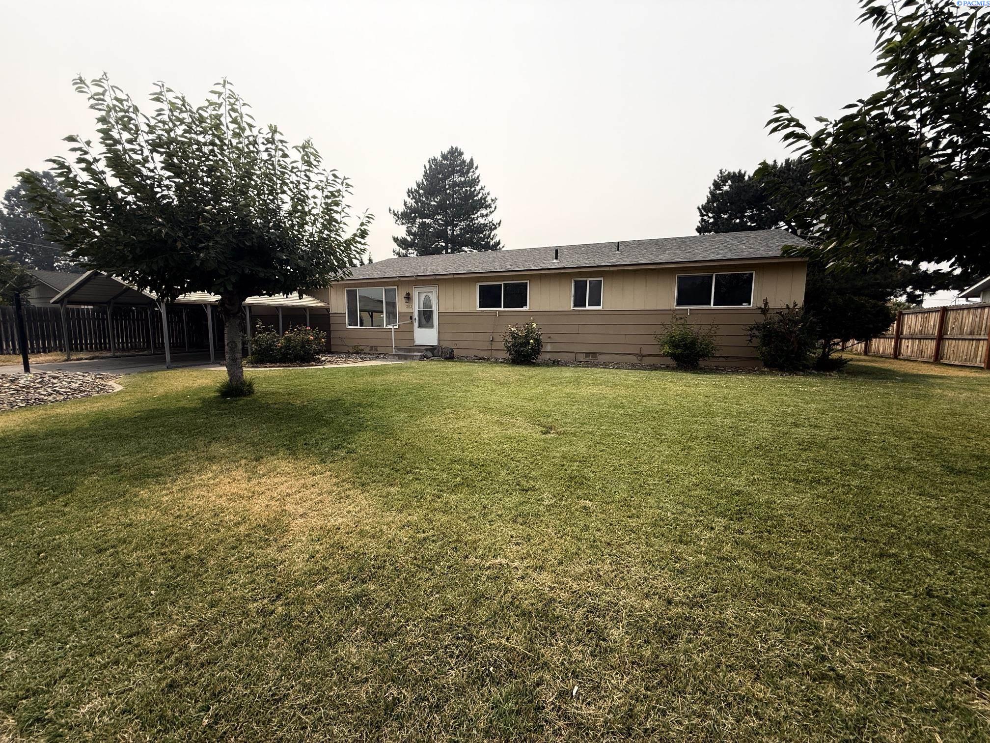202 Jackson Dr.