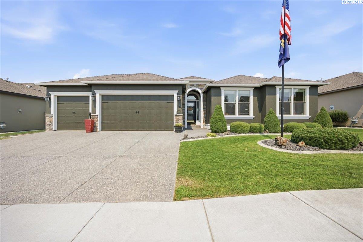 2249 Copperleaf