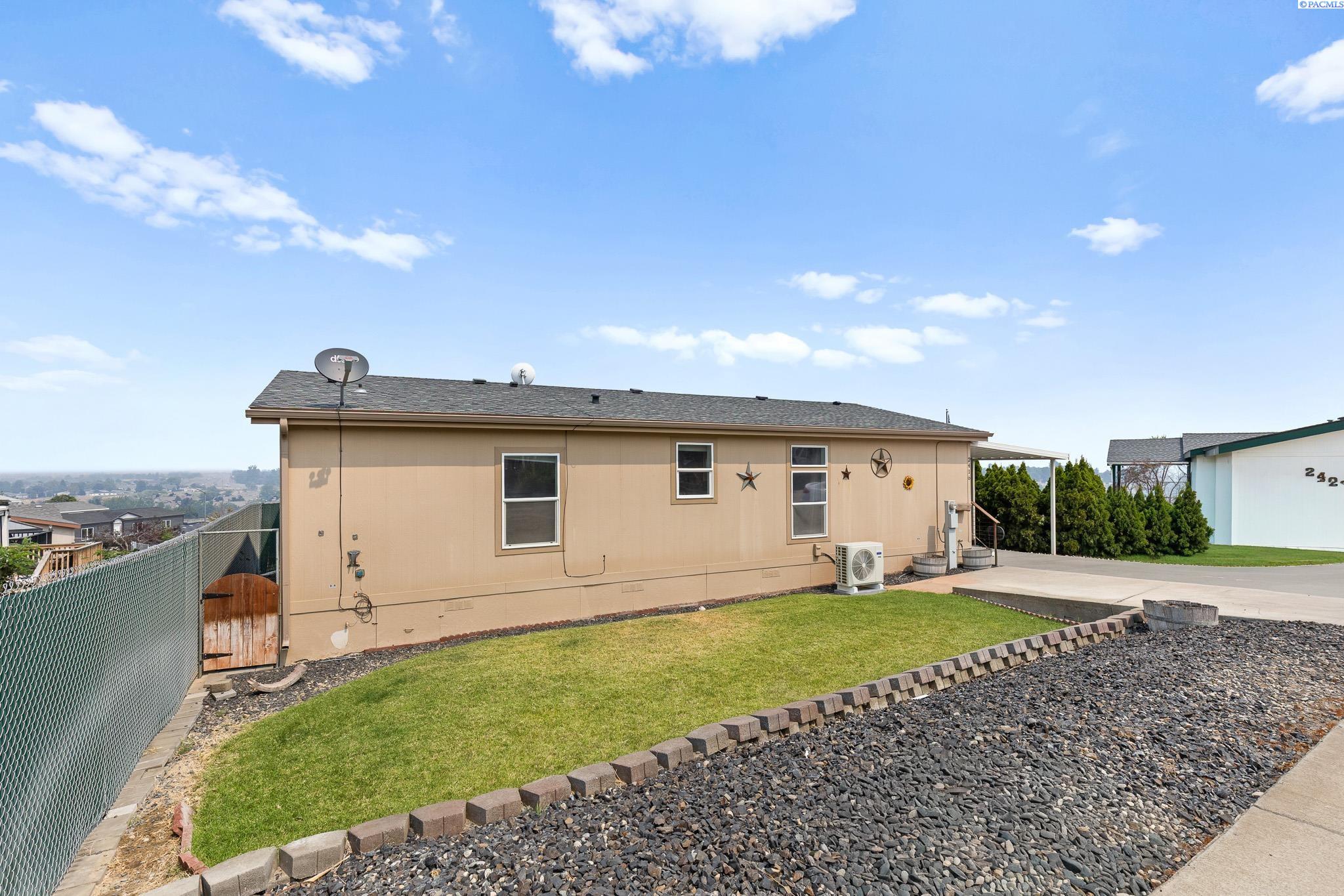 2416 City View Dr