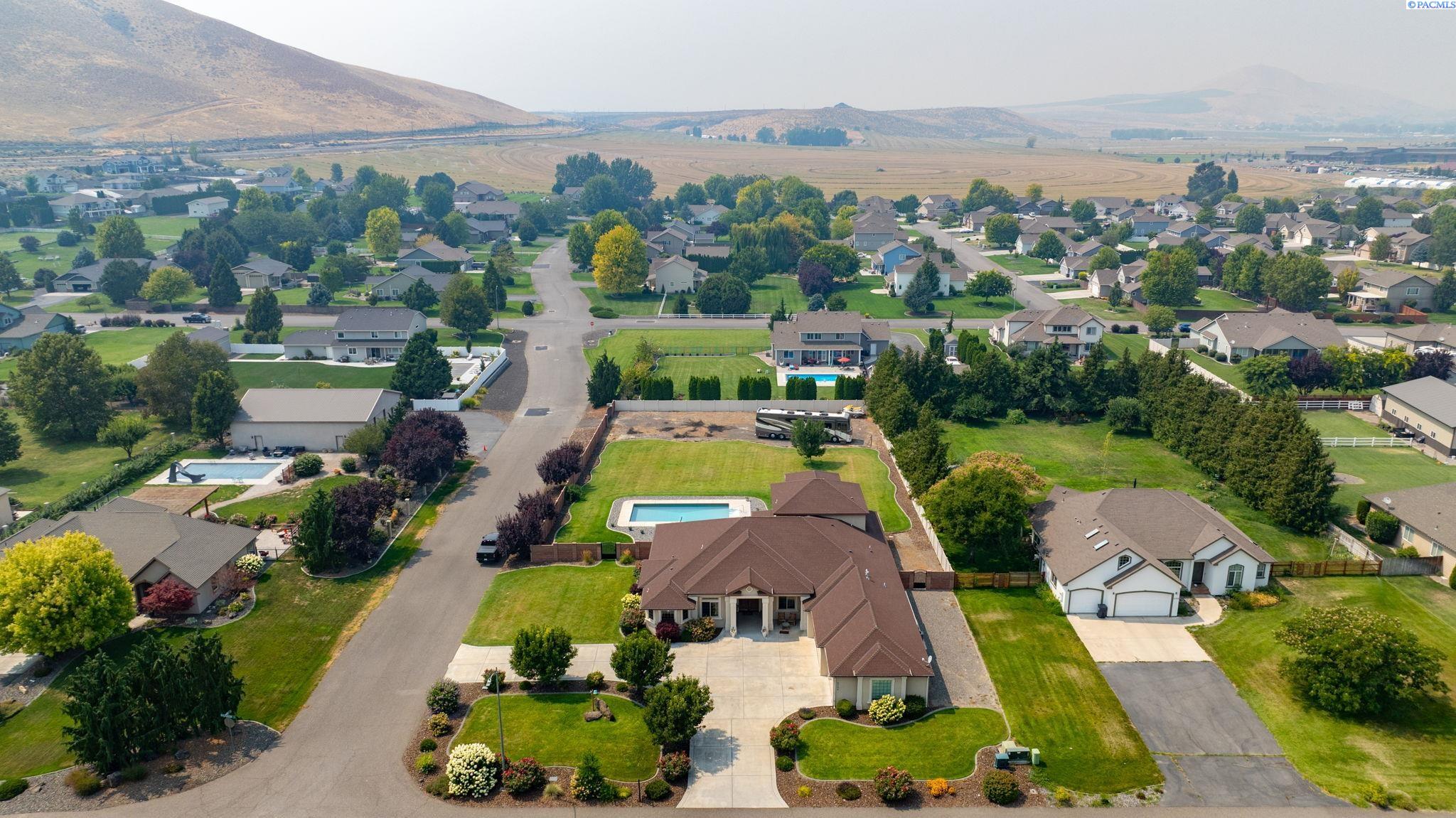 5706 Glenbrook Loop
