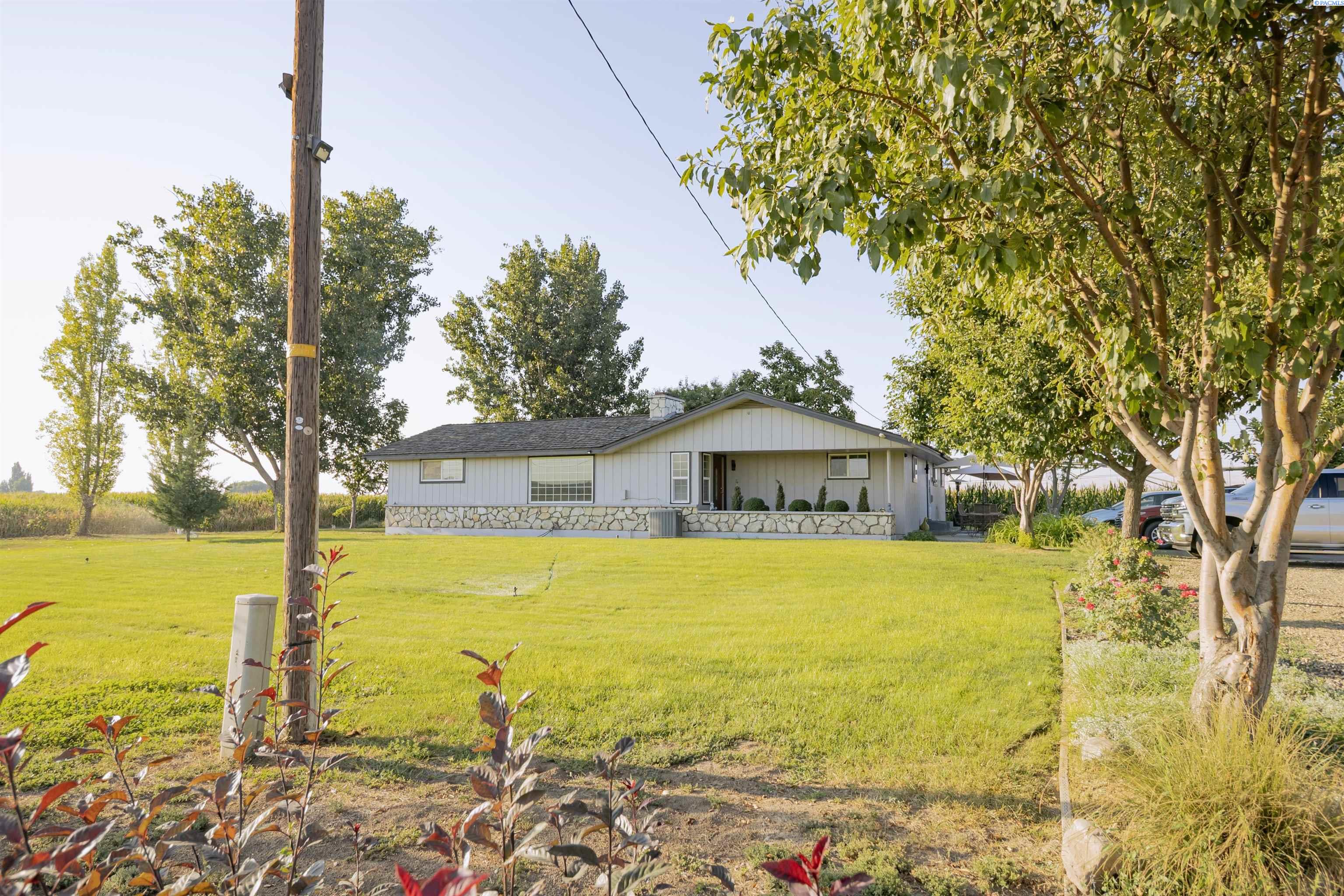 691 Van Belle Rd