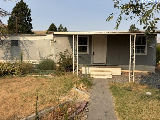 23802 N Willard Ave