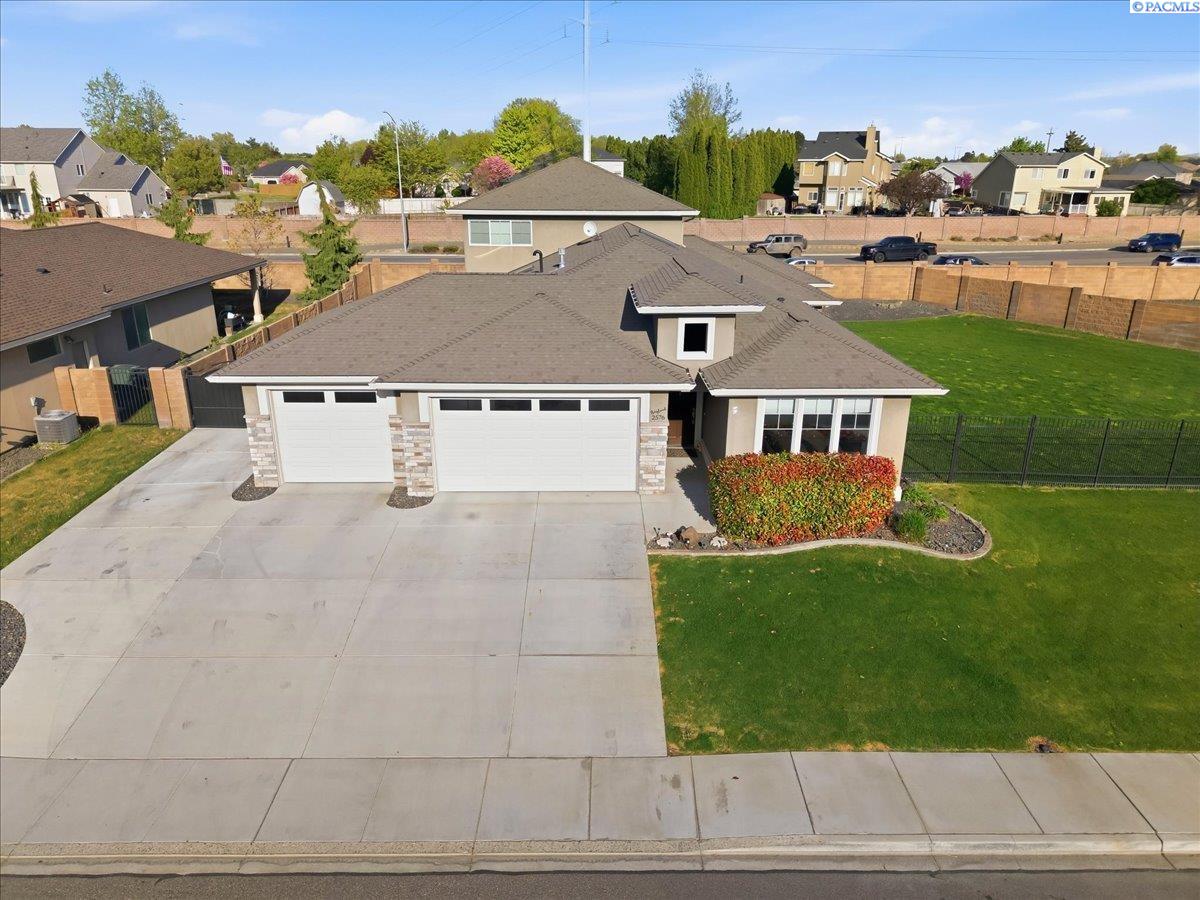 2576 Tiger Lane