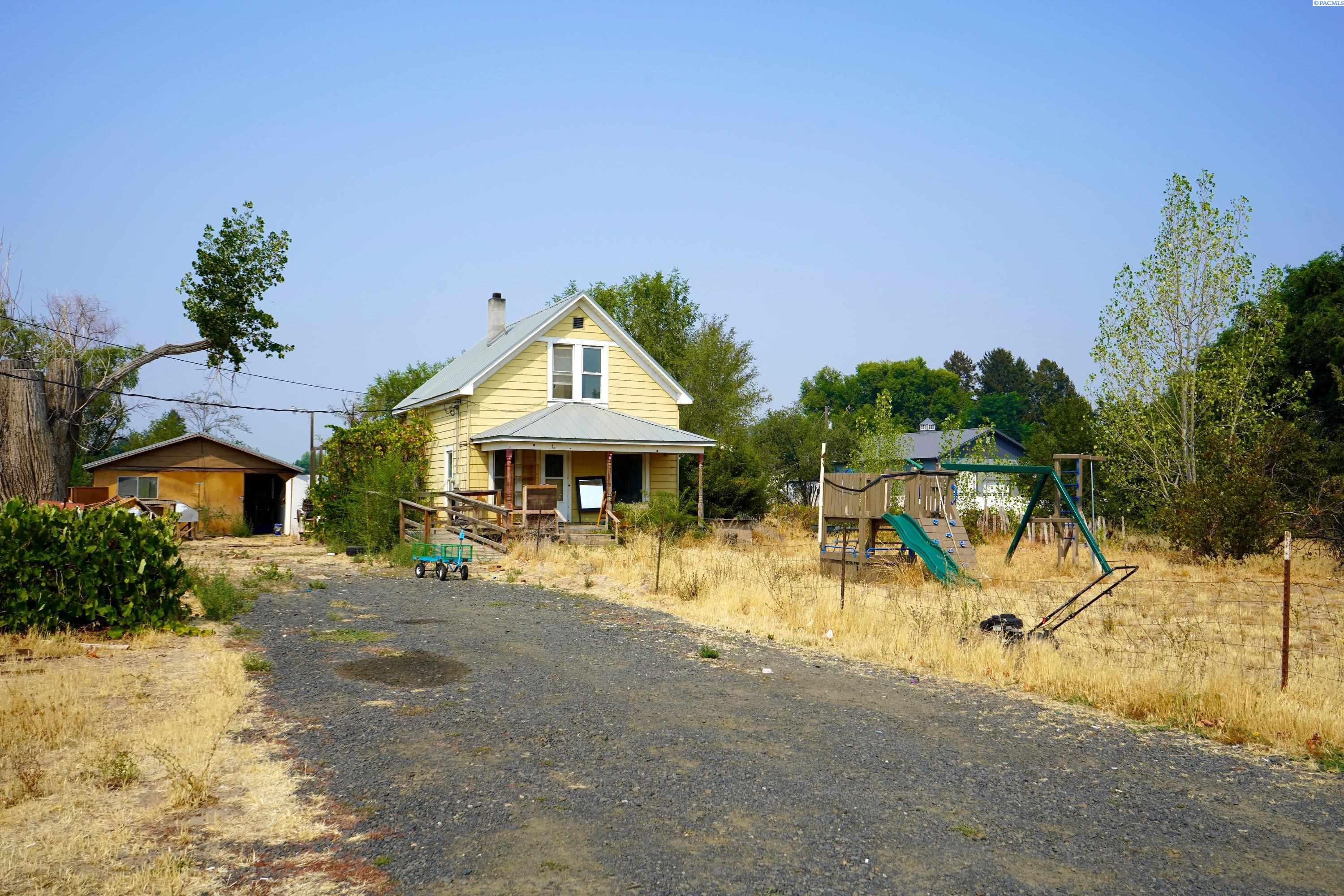 140312 W North River Road