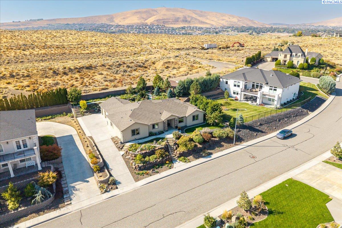 477 Heritage Hills Dr