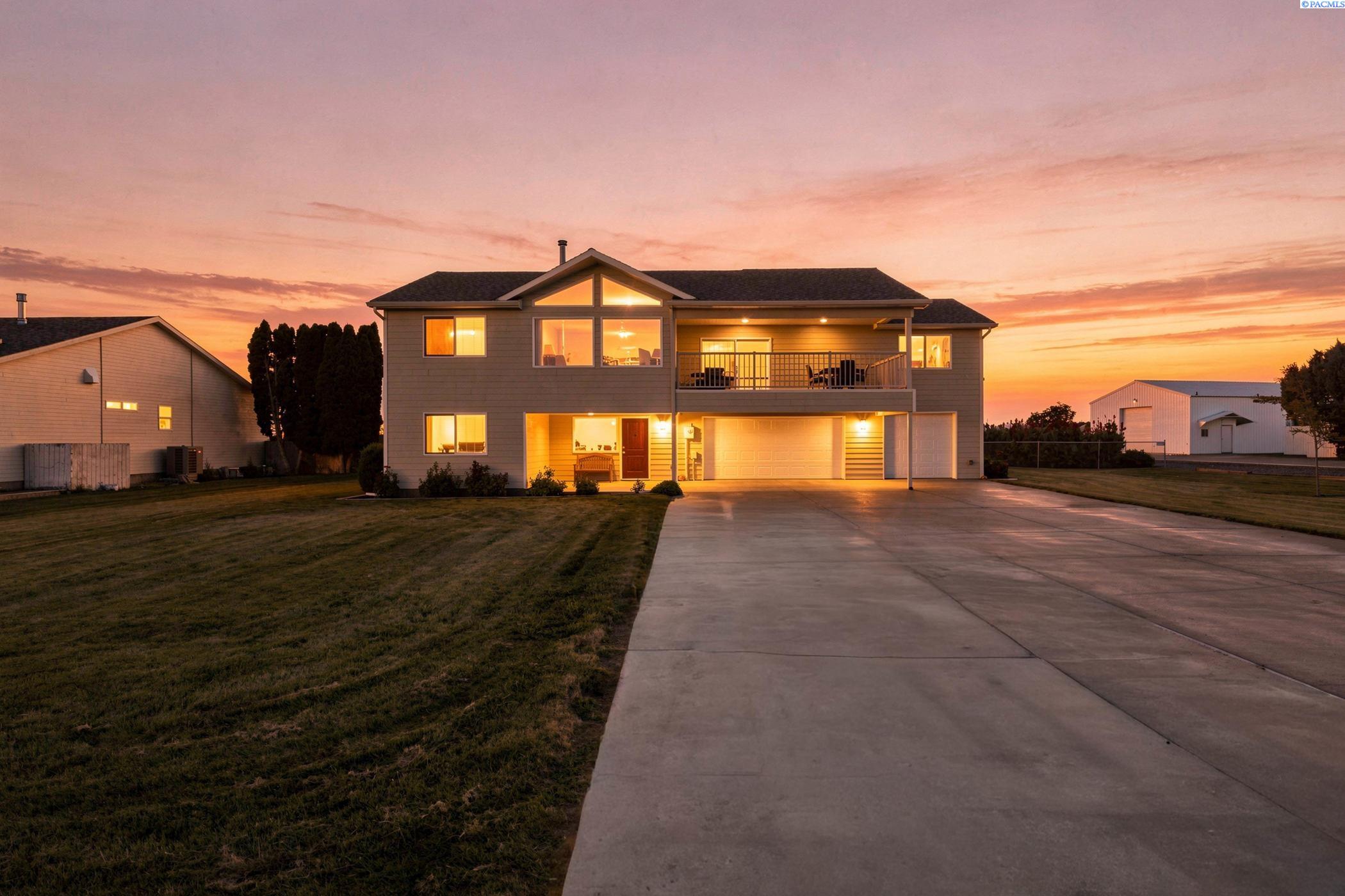 2573 Hanson Loop