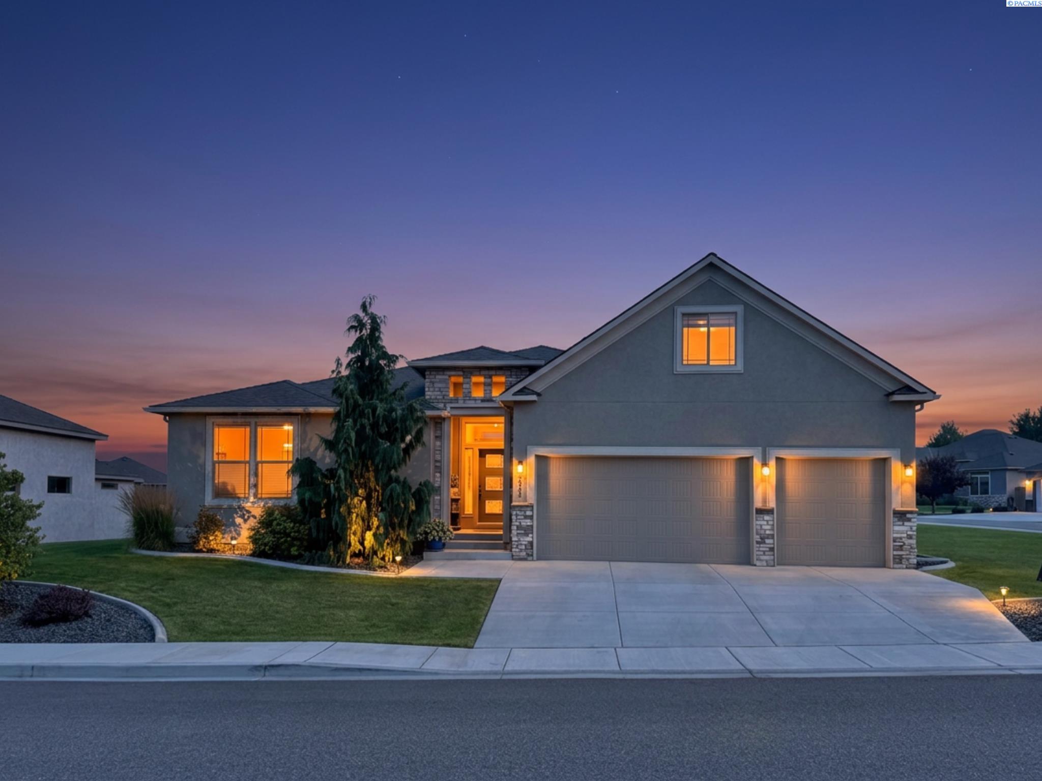 3065 WILD CANYON WAY