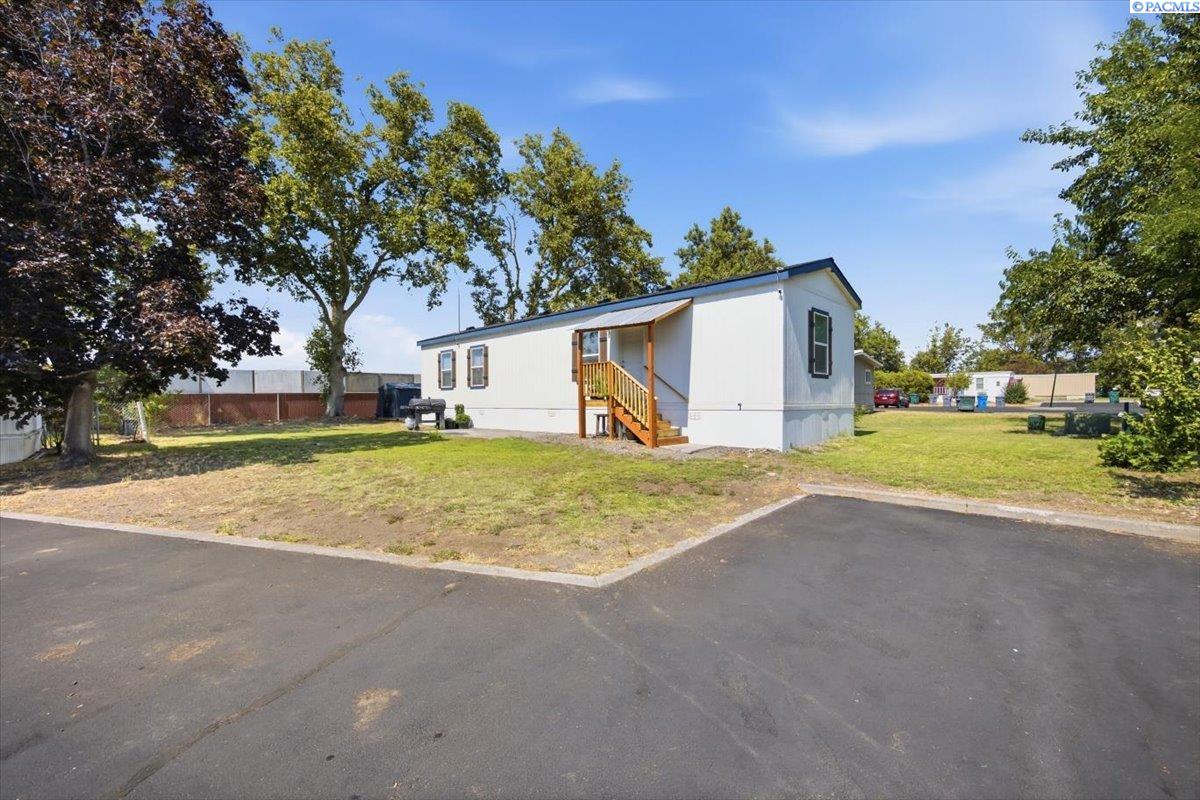 2021 Mahan Ave #G4