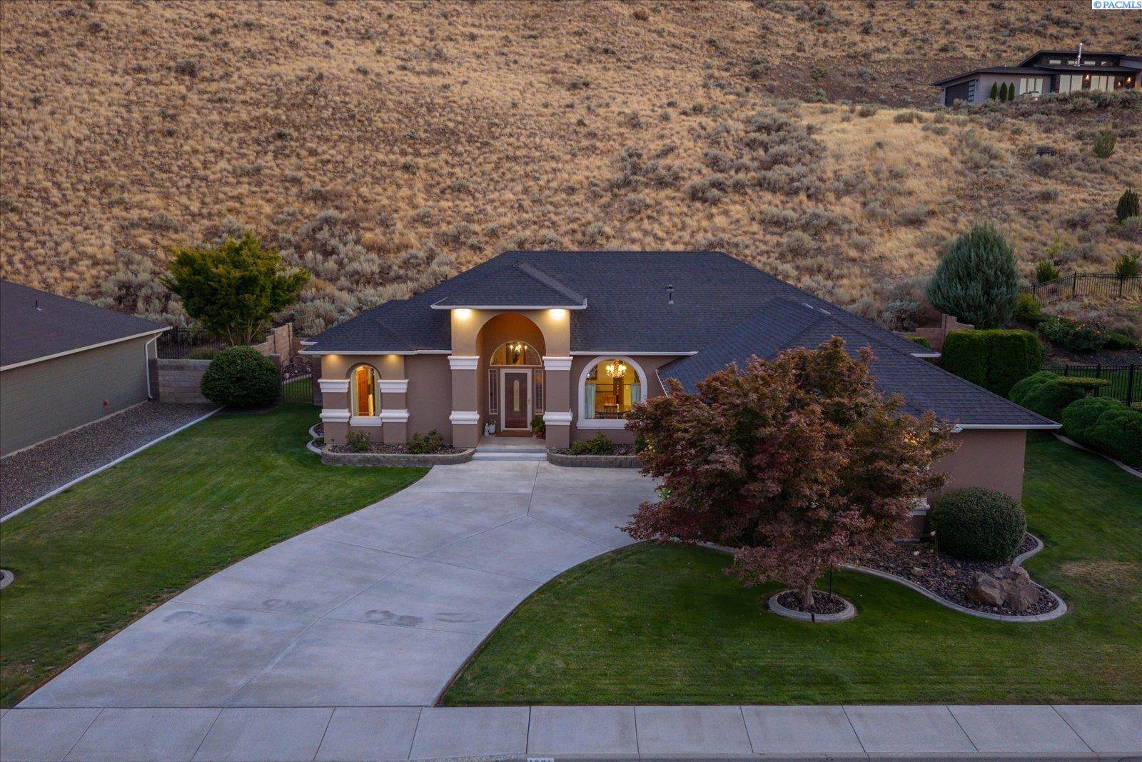 1031 Meadow Hills Drive