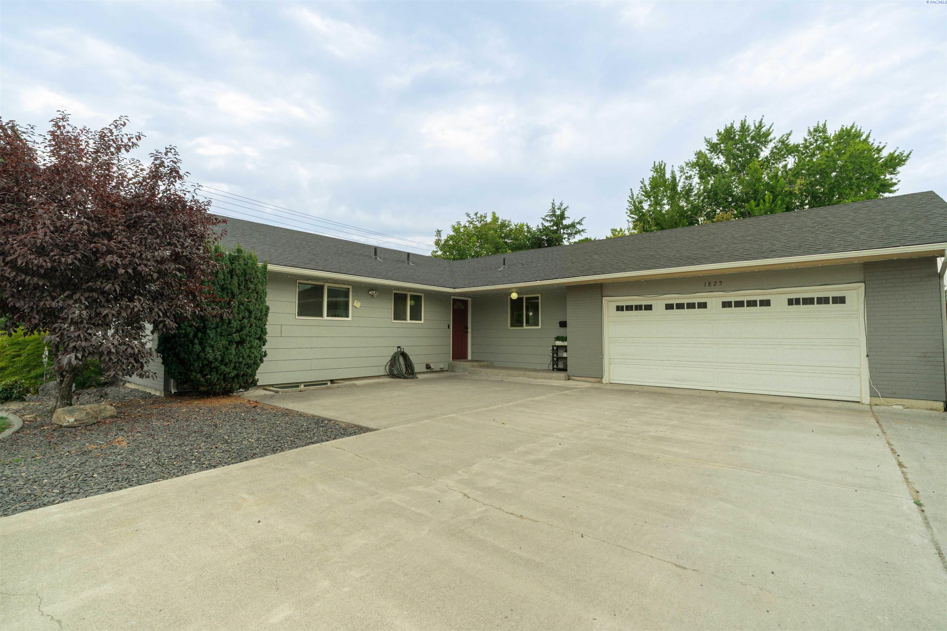 1825 Norwood Ct