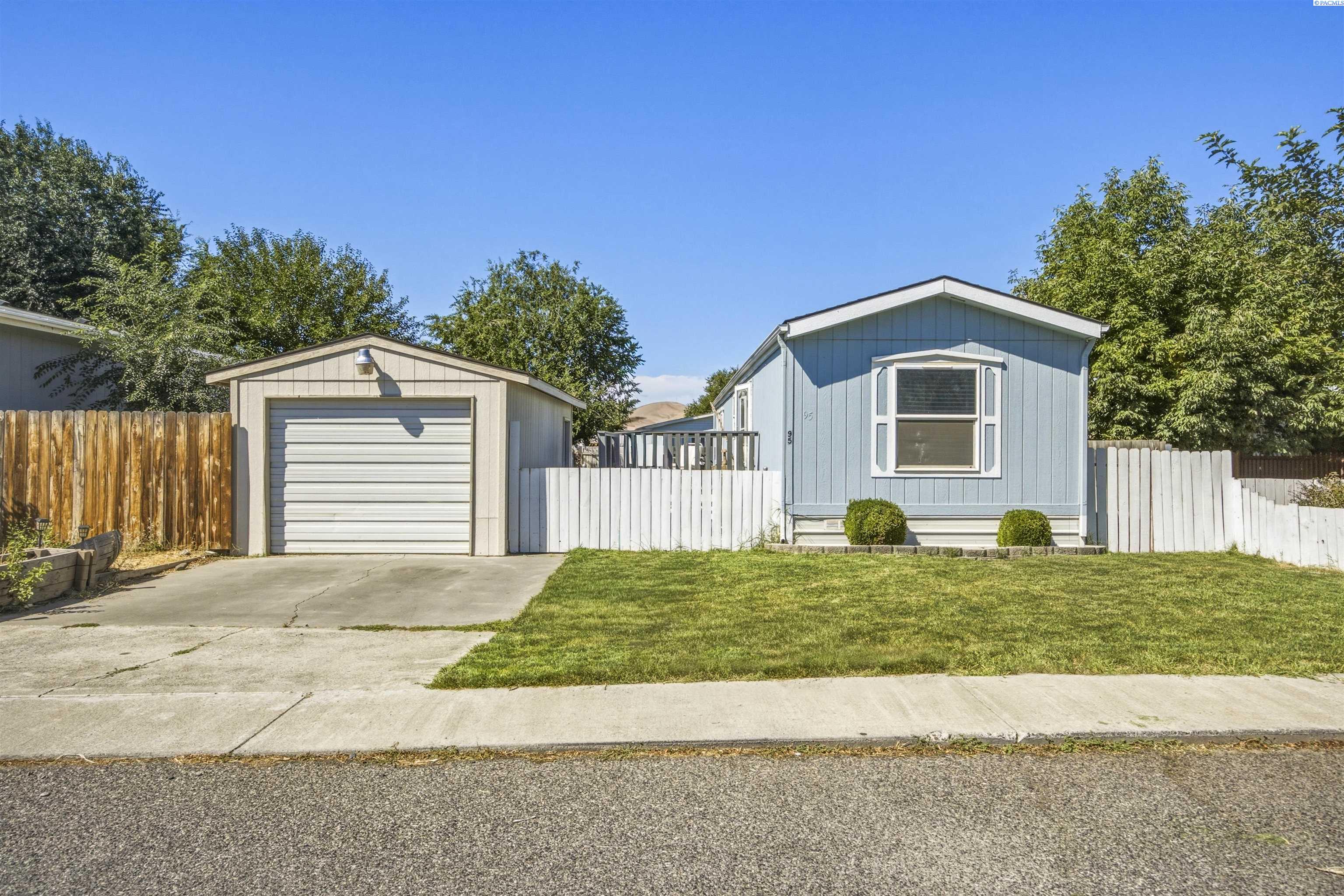 2105 N Steptoe St #95