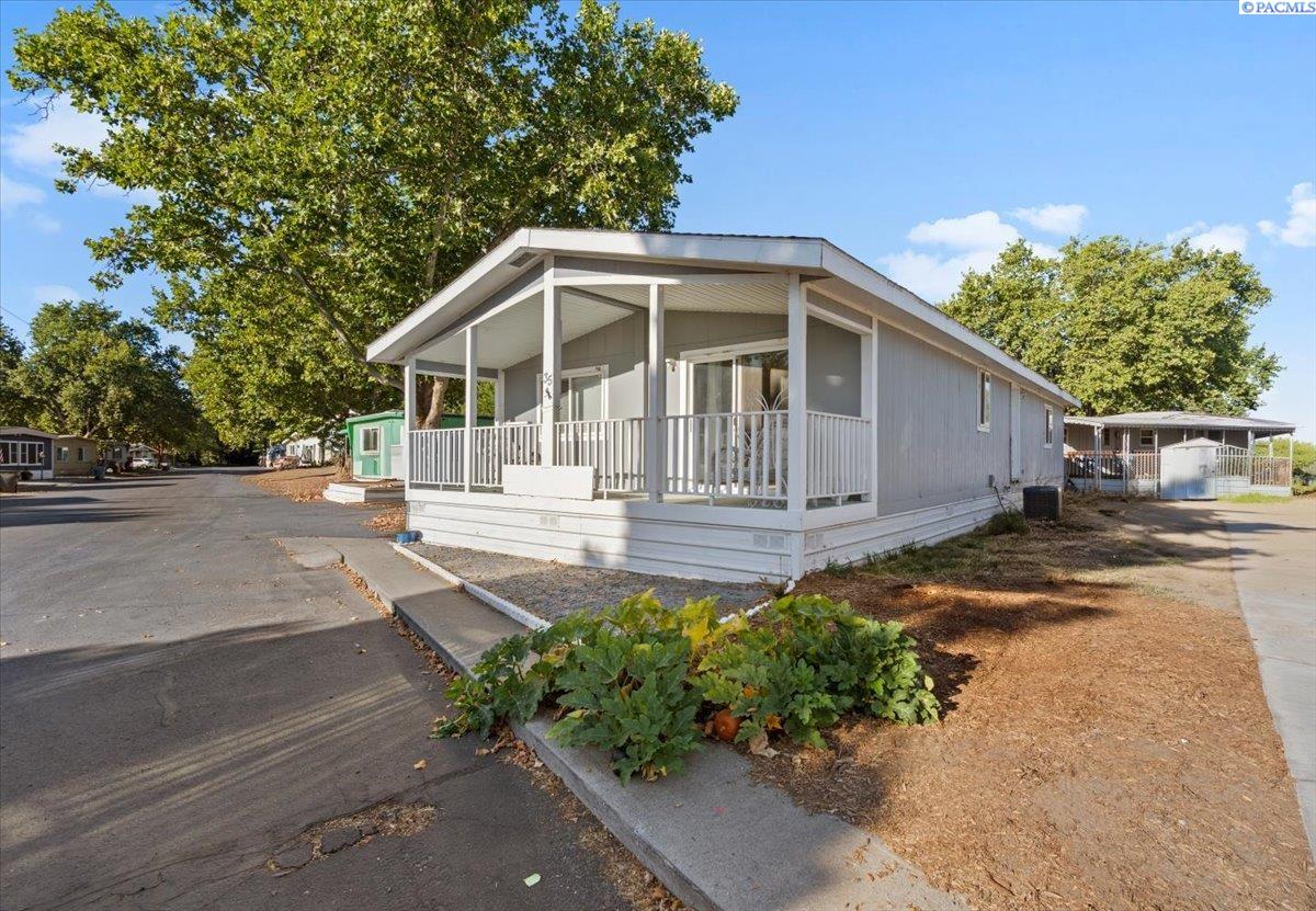 35 Nuclear Ln
