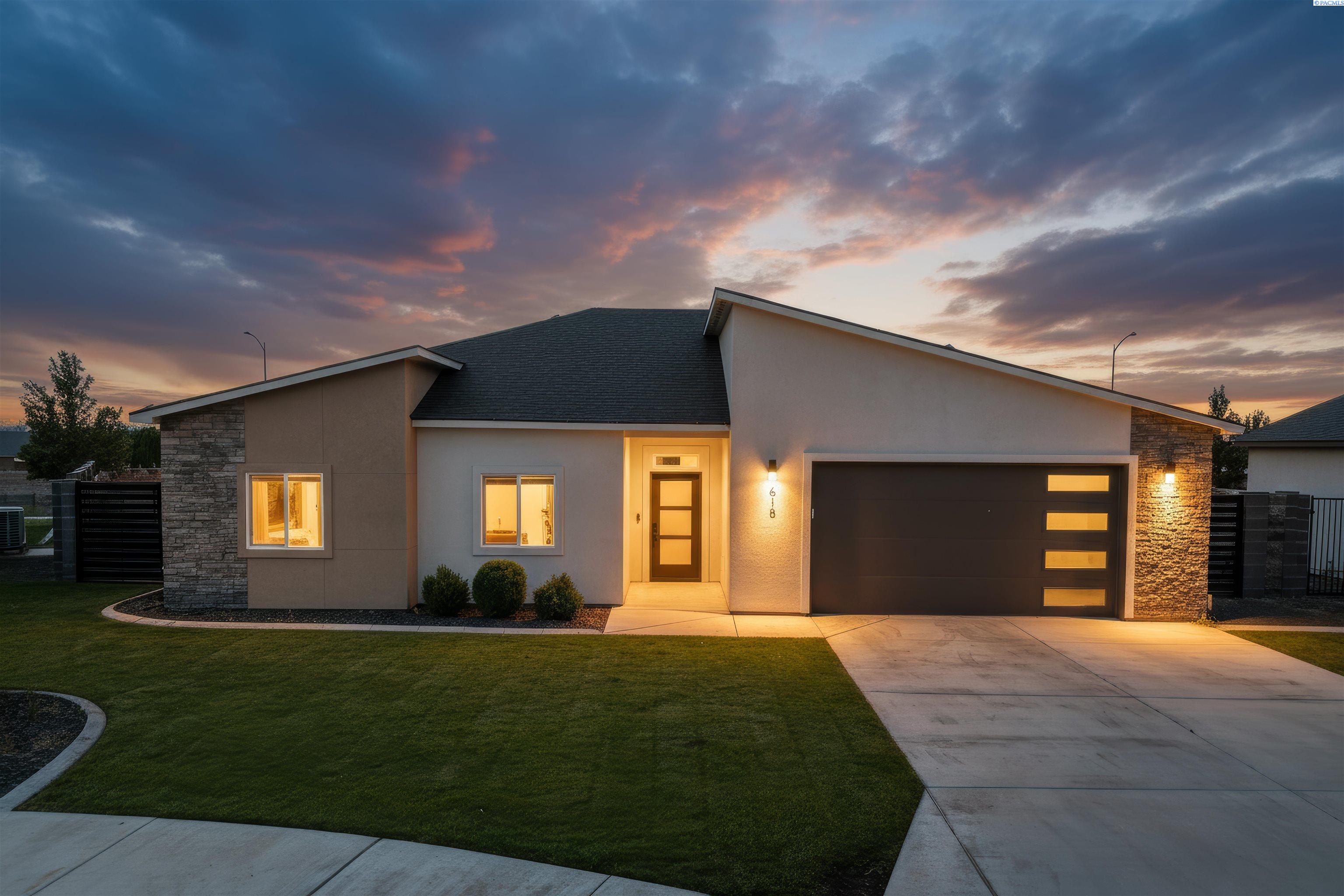 618 Caridad Court