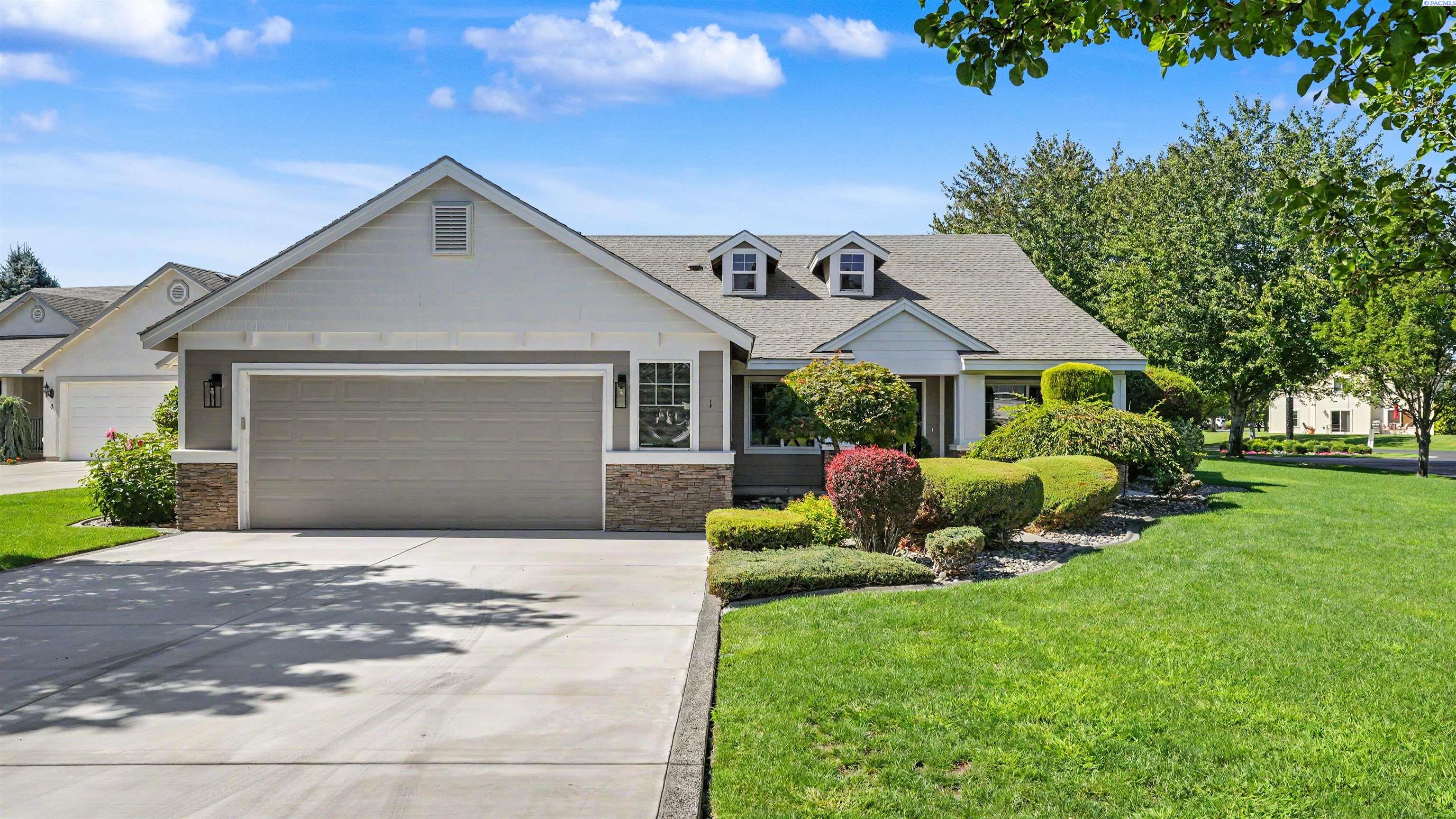 1 Dahlia Ct