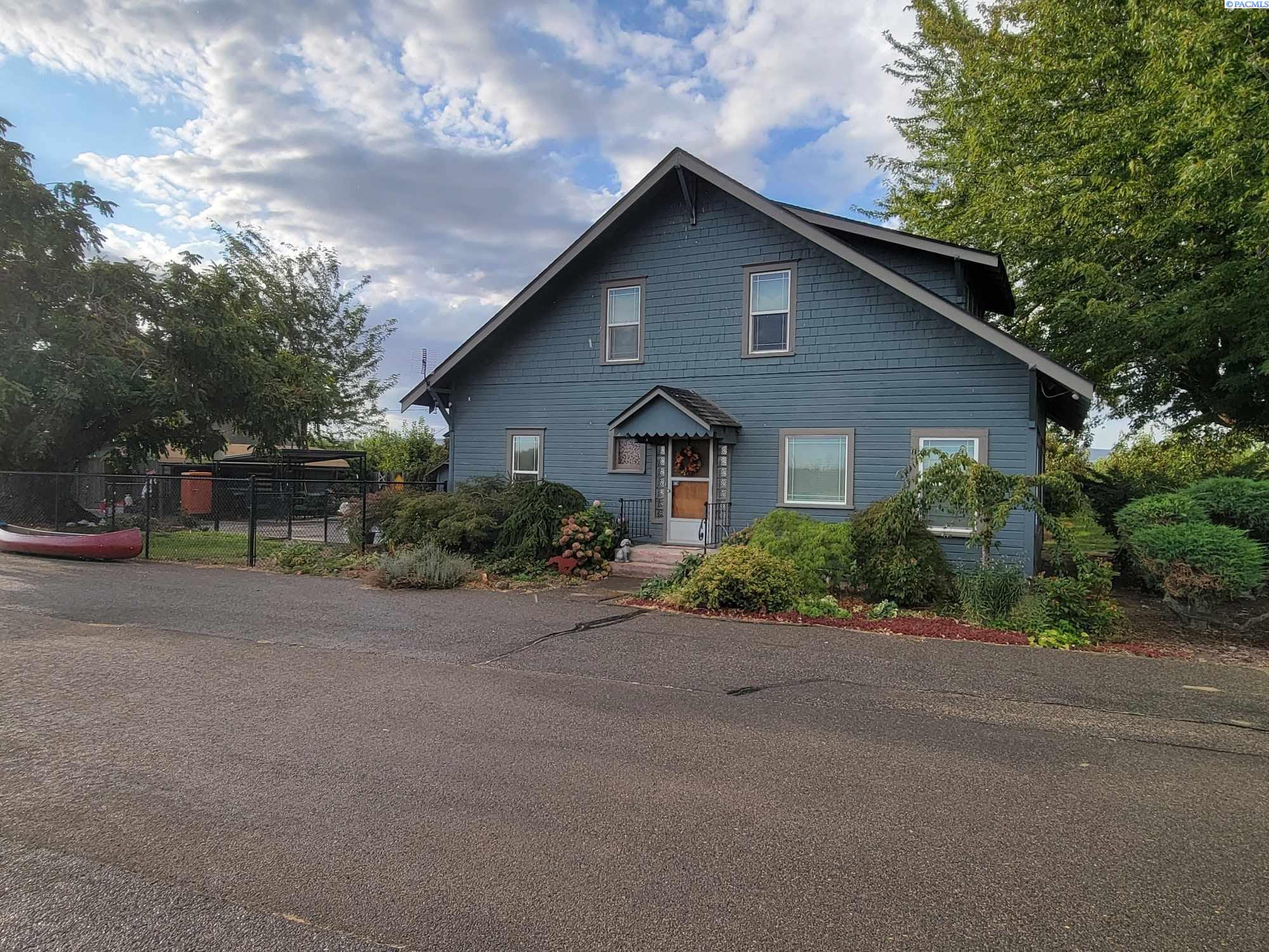 1971 Grandridge Rd