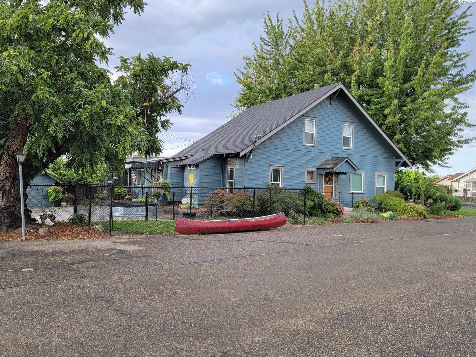1971 Grandridge Rd