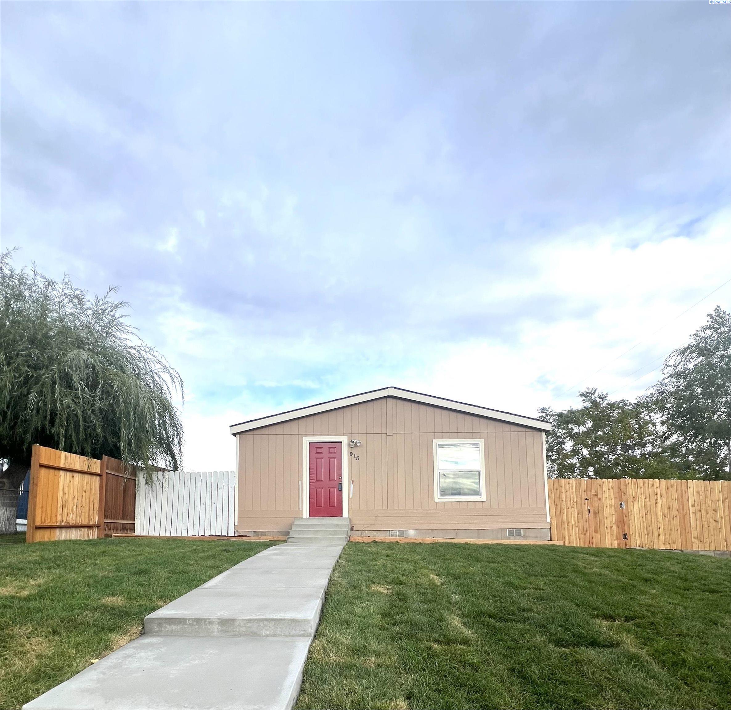 915 S 6th Ave