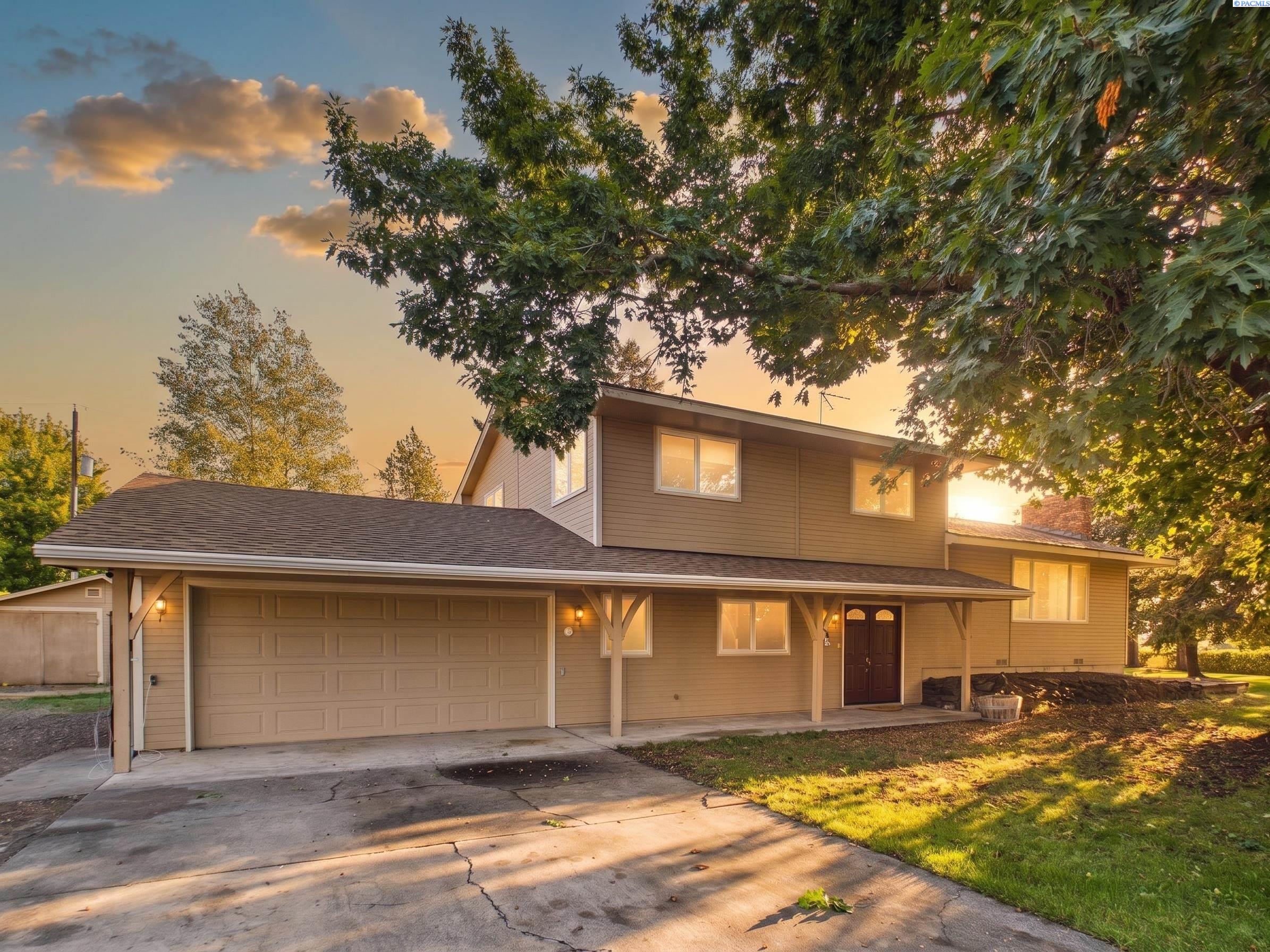 803 N Road 37th