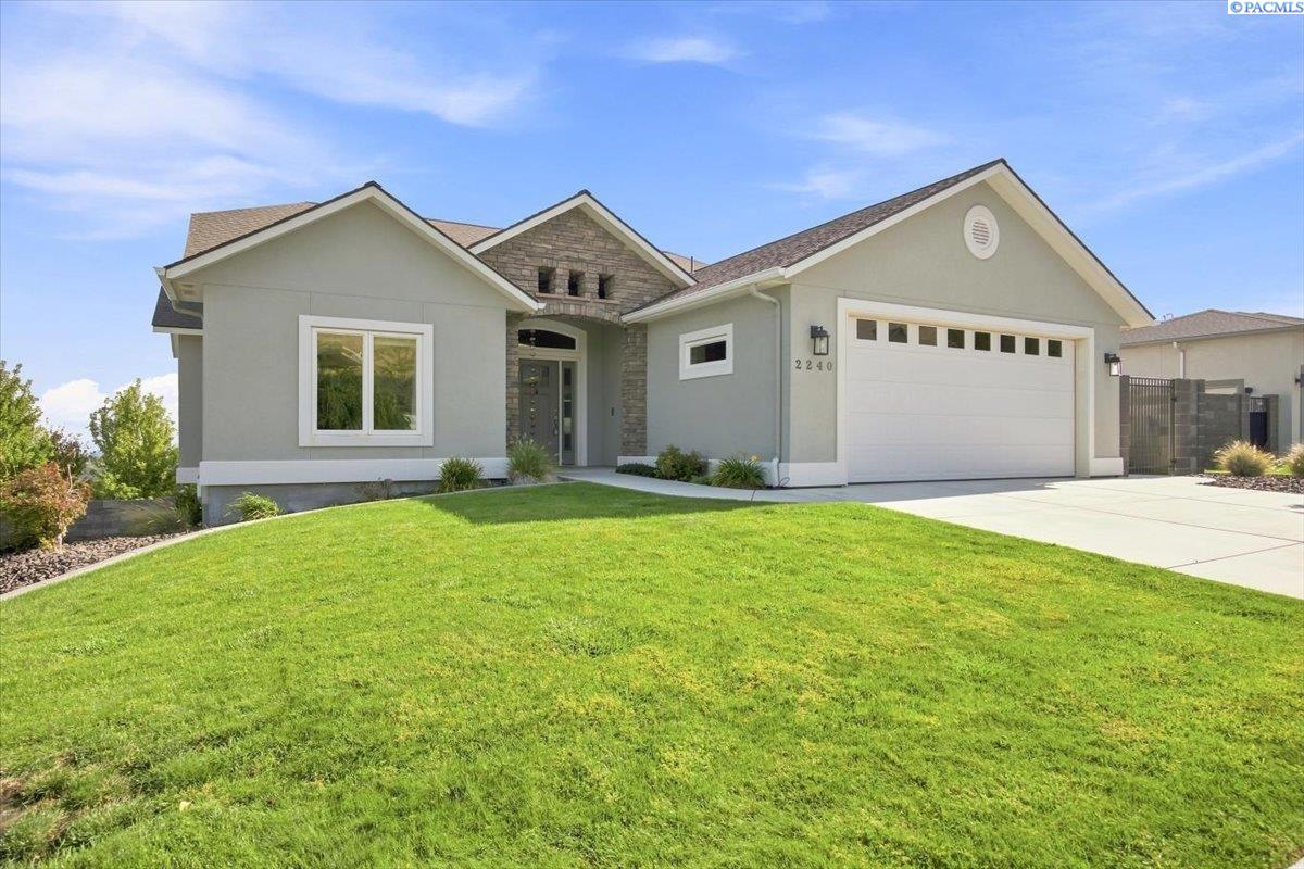 2240 W 51st Ave