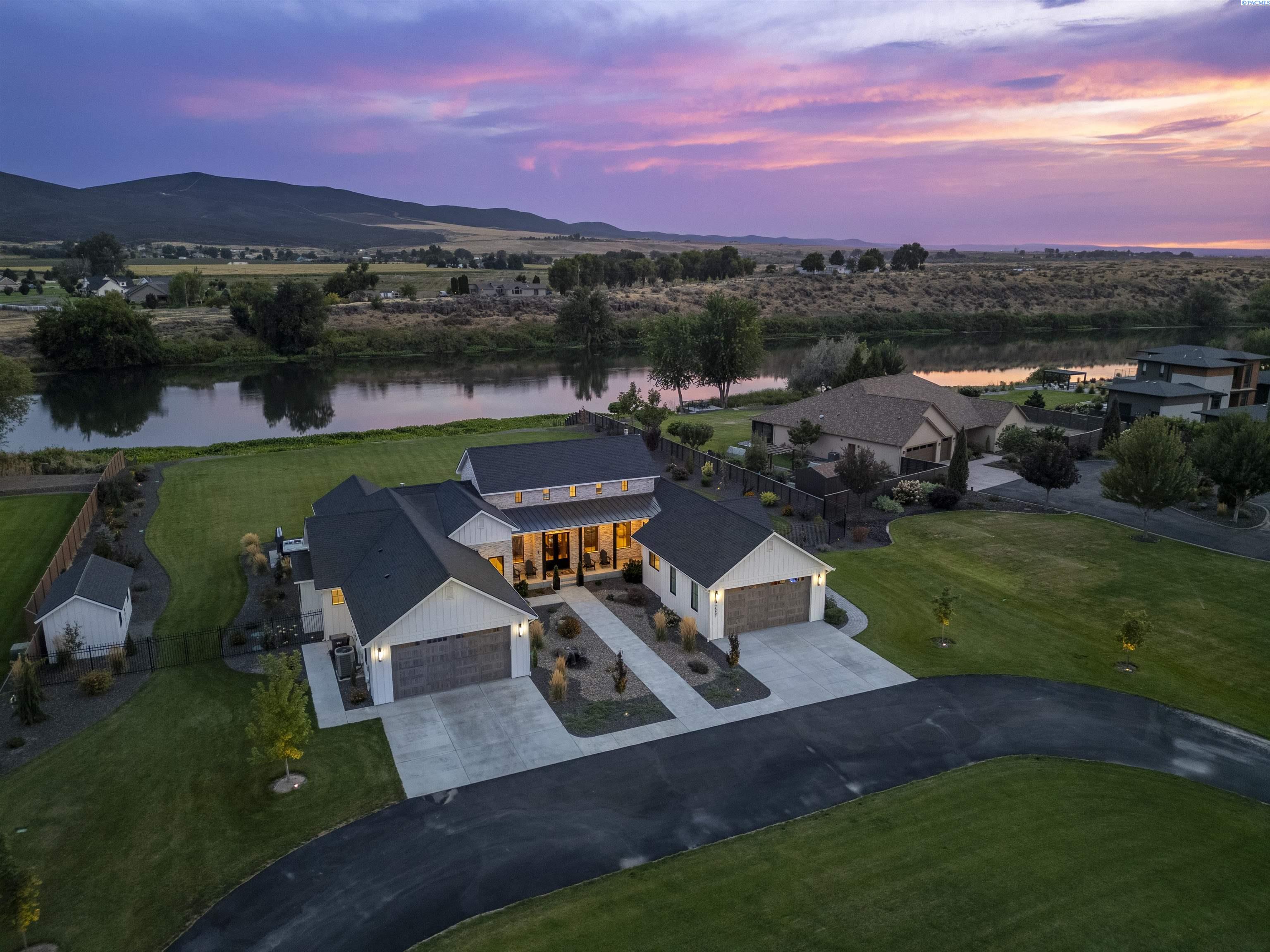 175407 Rivers Edge Drive