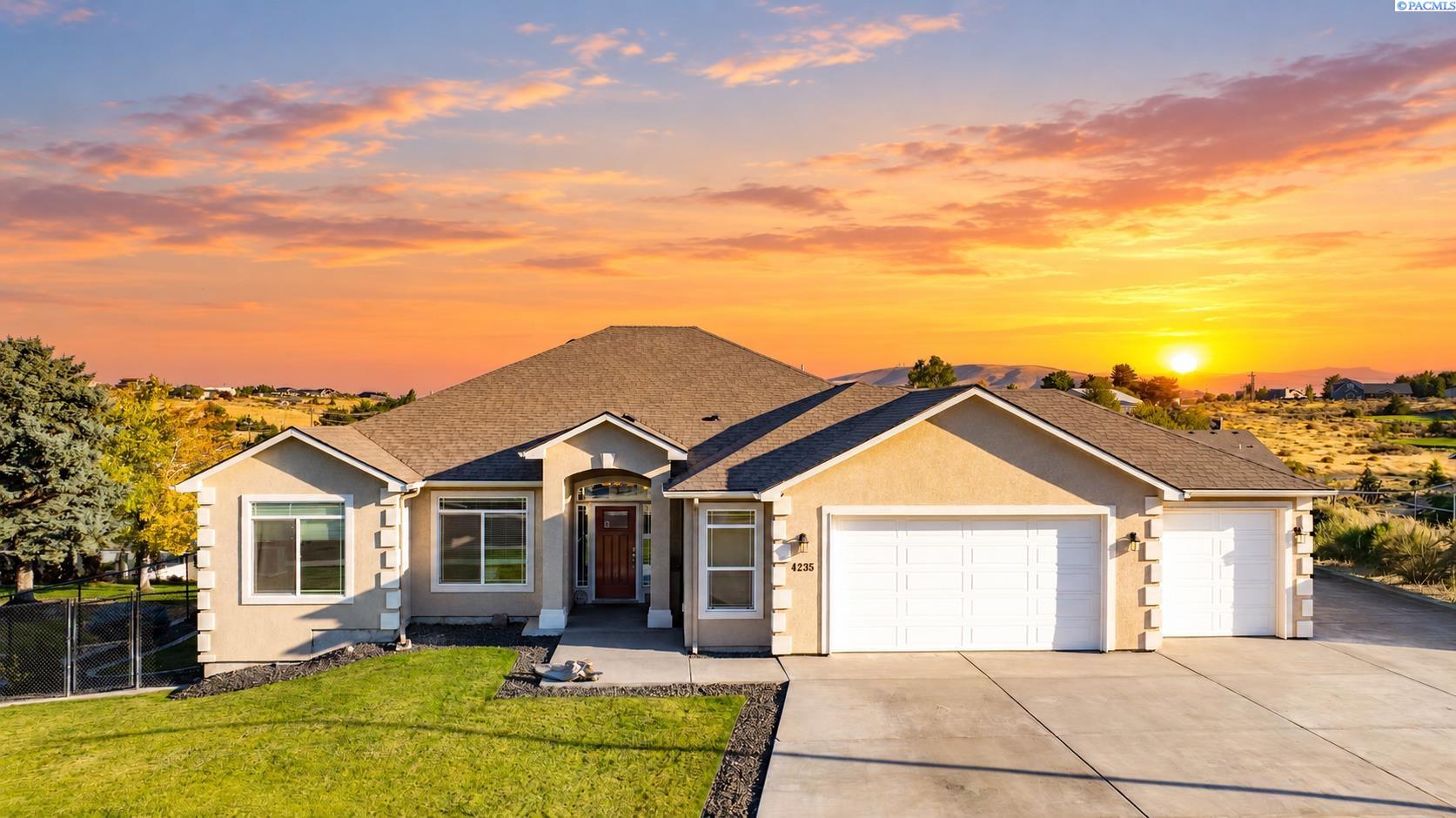 4235 Maple Ln.