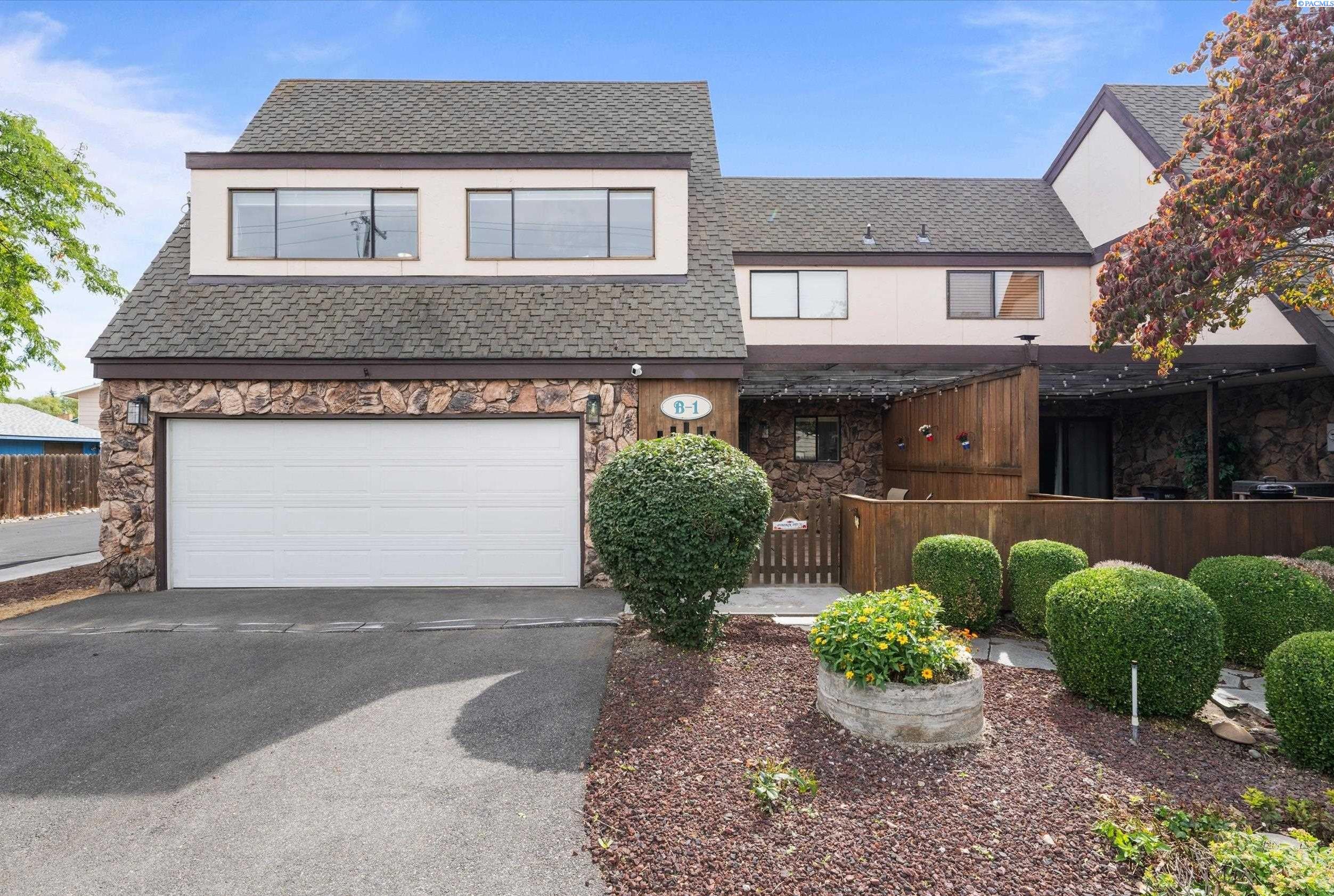 4214 W Klamath Ave