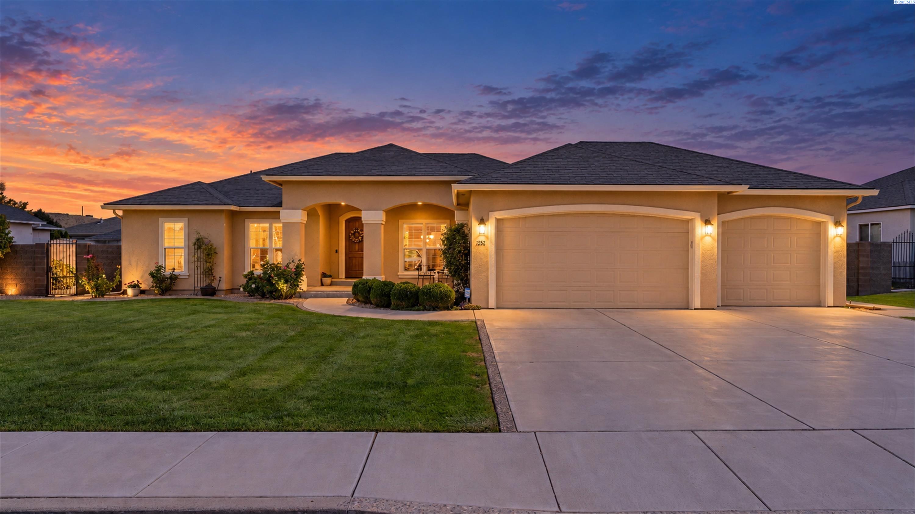 1352 Gala Way