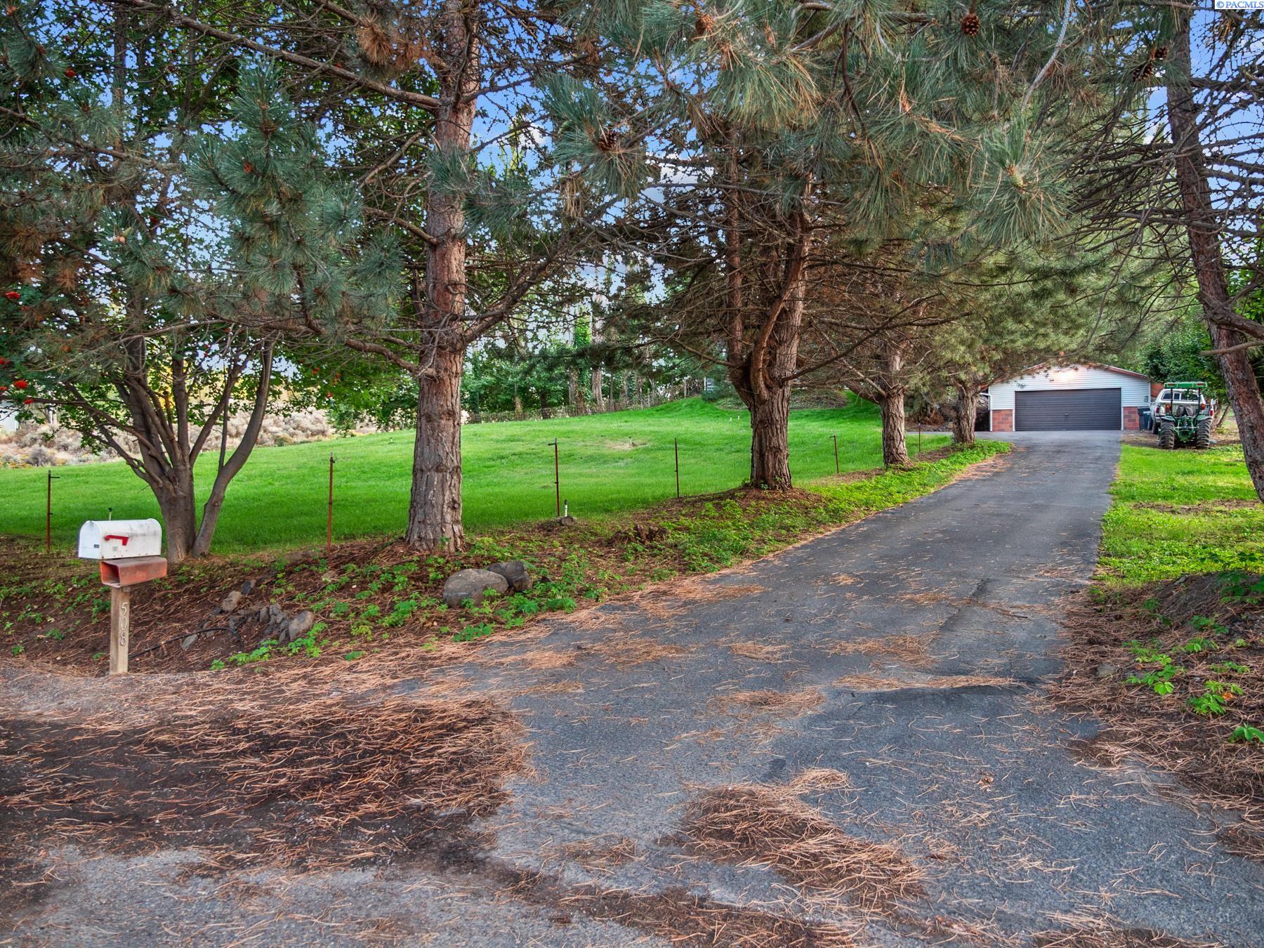 508 S Manzanita Ct