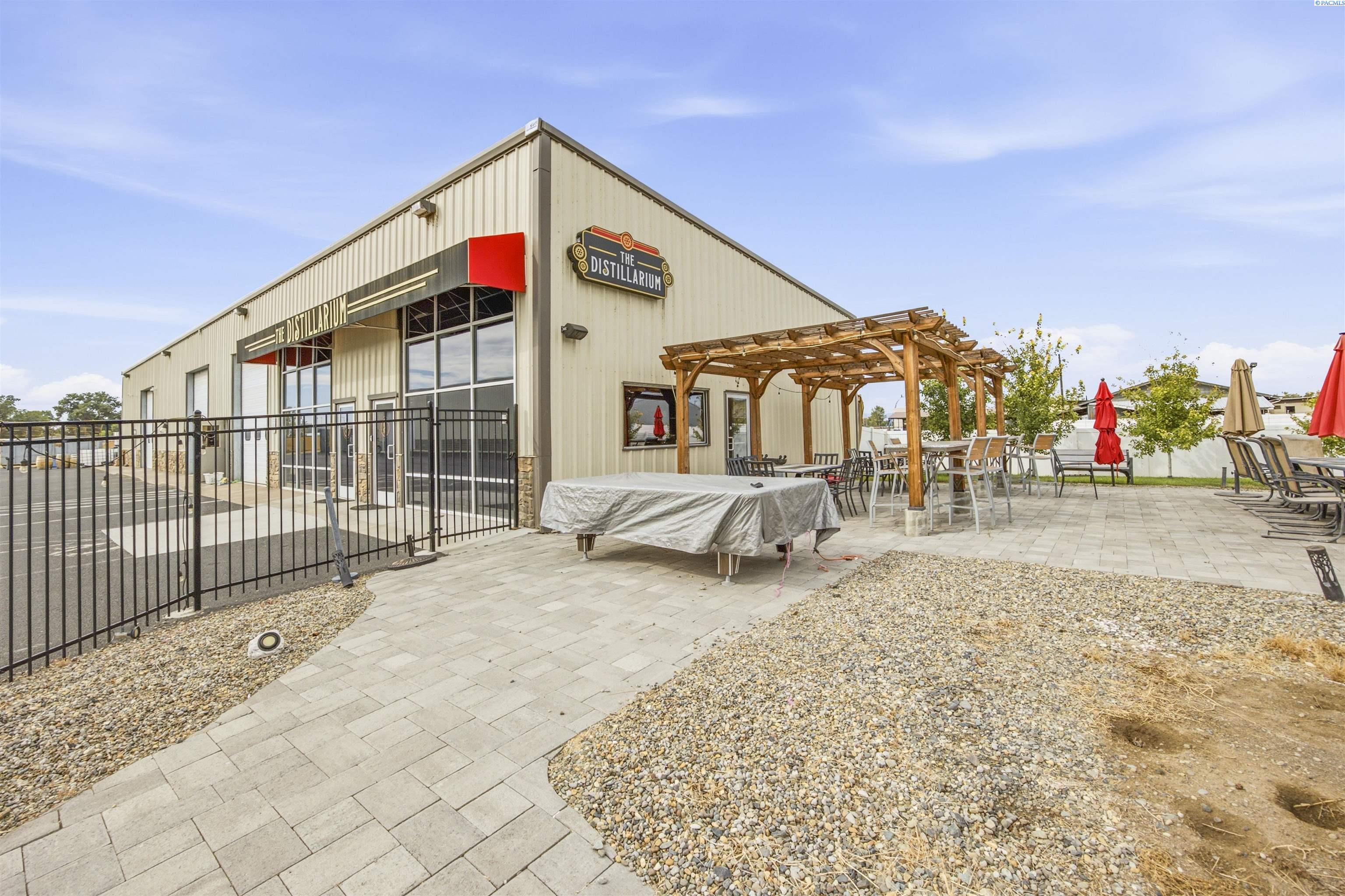 2305 Industry Ln