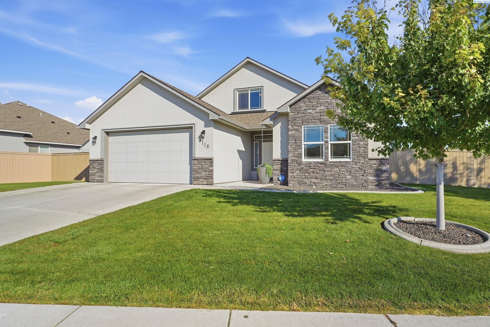 3118 Deserthawk Loop