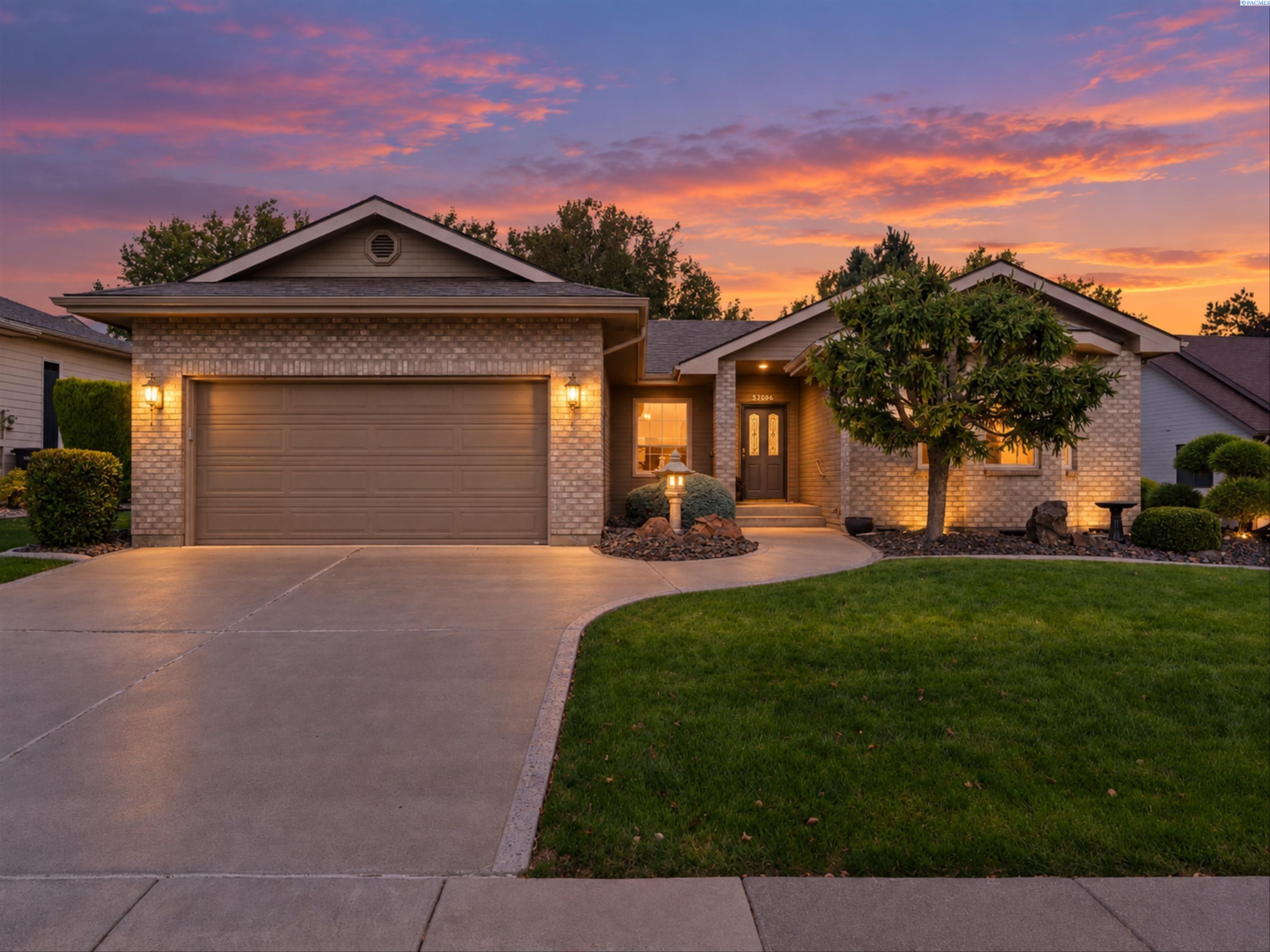 3200 S Johnson Pl