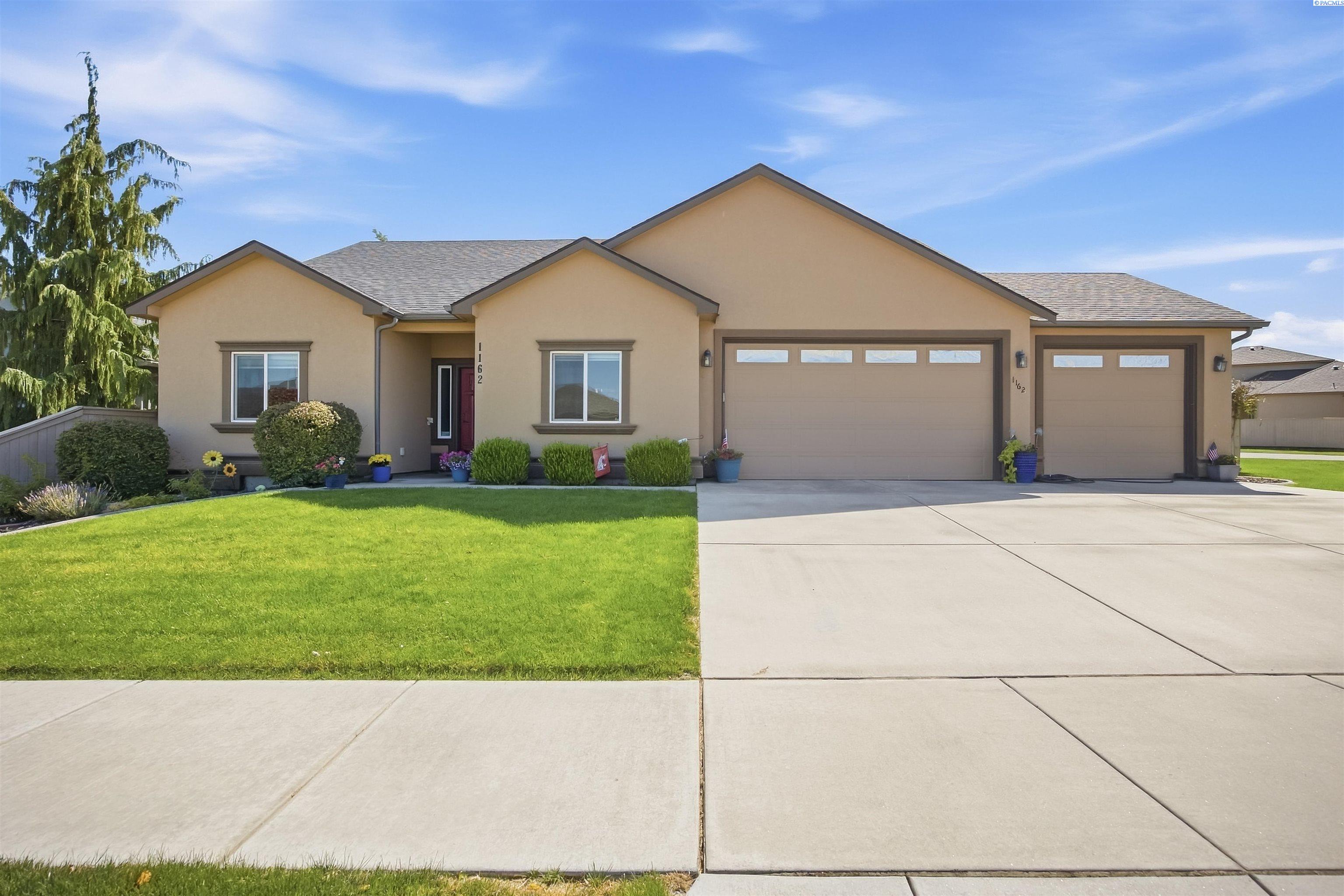 1162 N Oklahoma Pl.