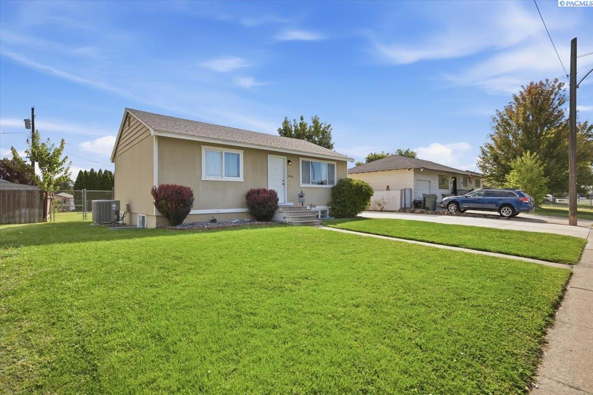 2006 Everest Ave