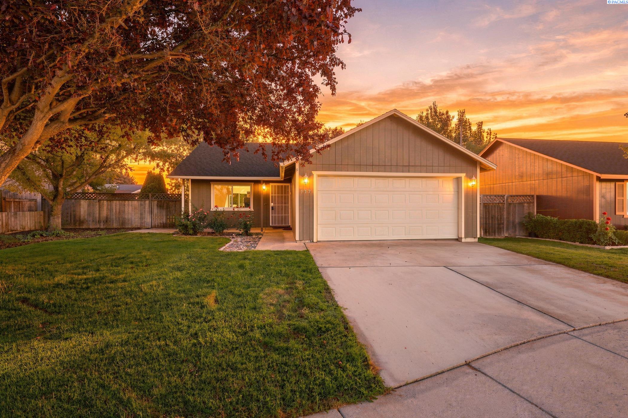 517 S Perry Ct