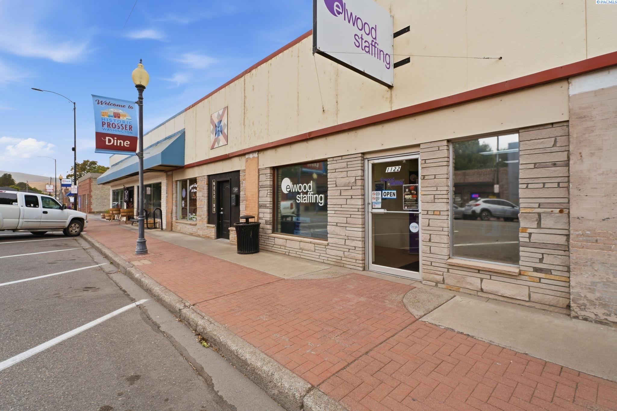 1118,1120,1122 Meade Avenue