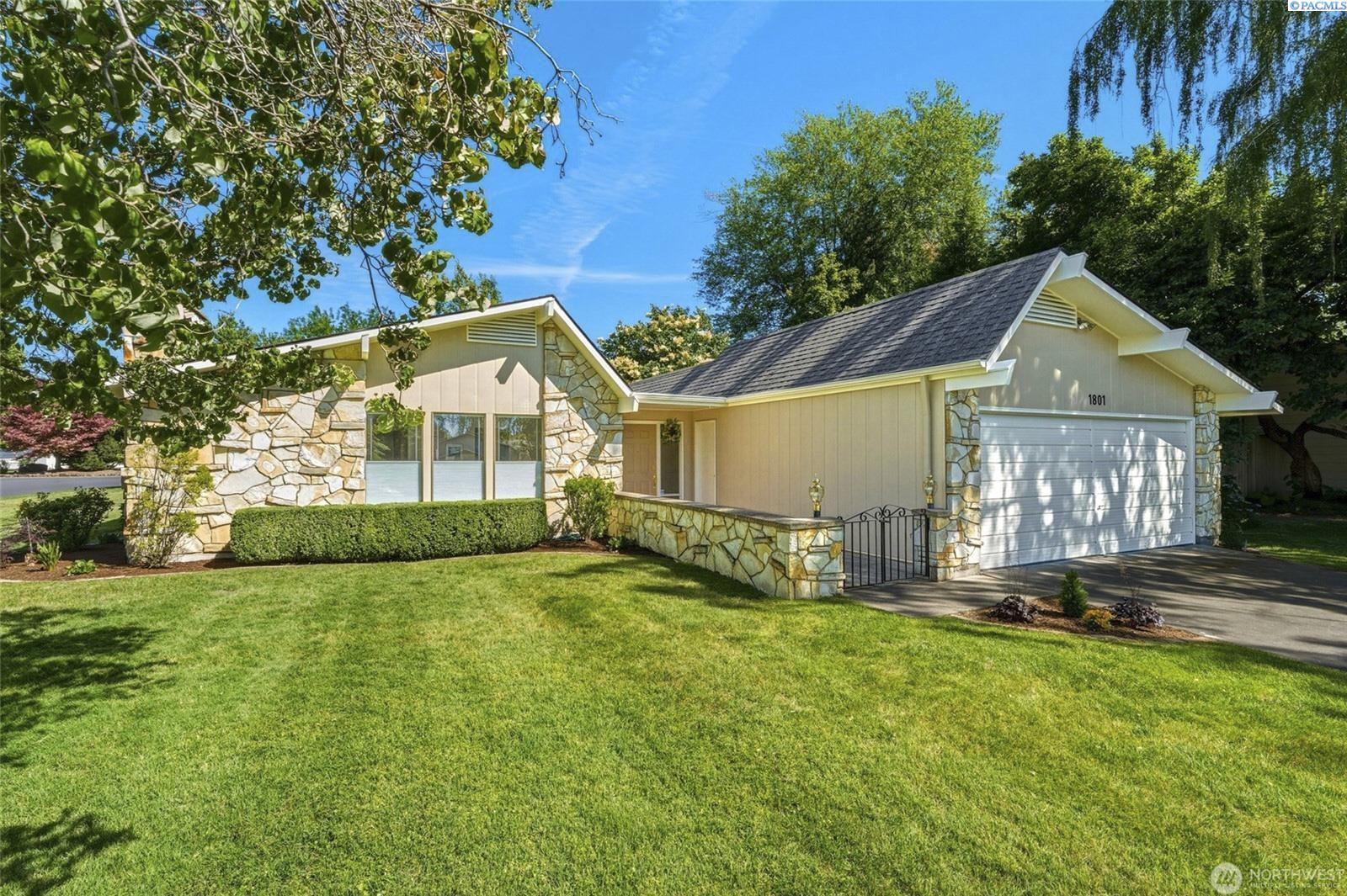 1801 Crestline Drive