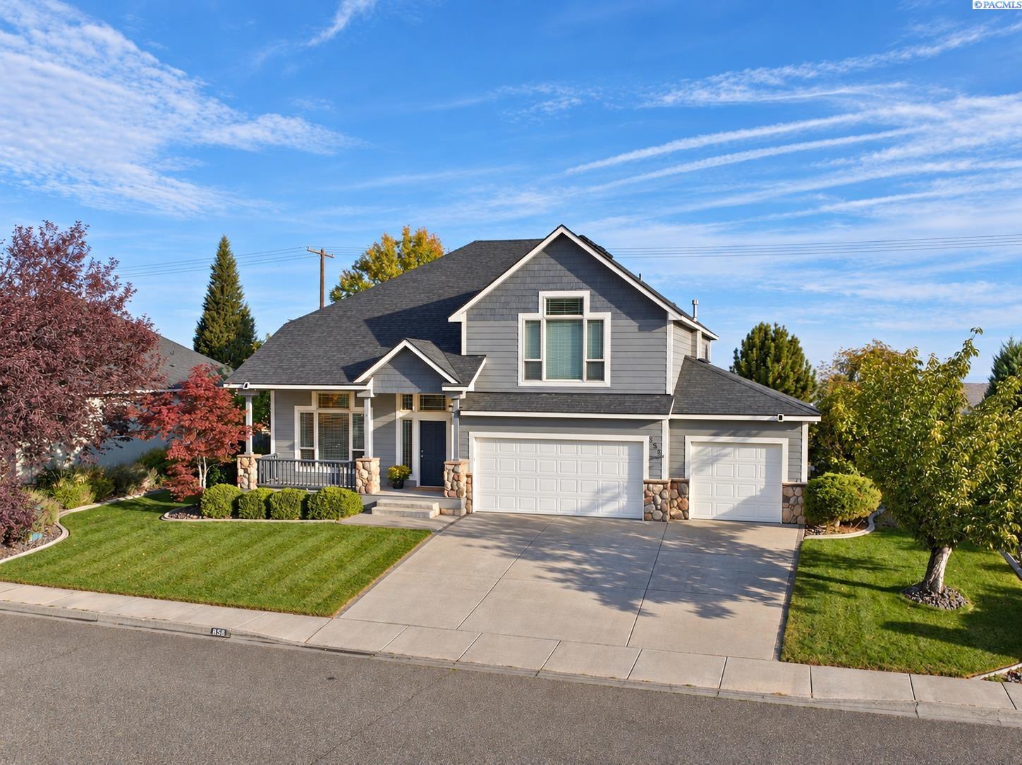 858 Rand Dr