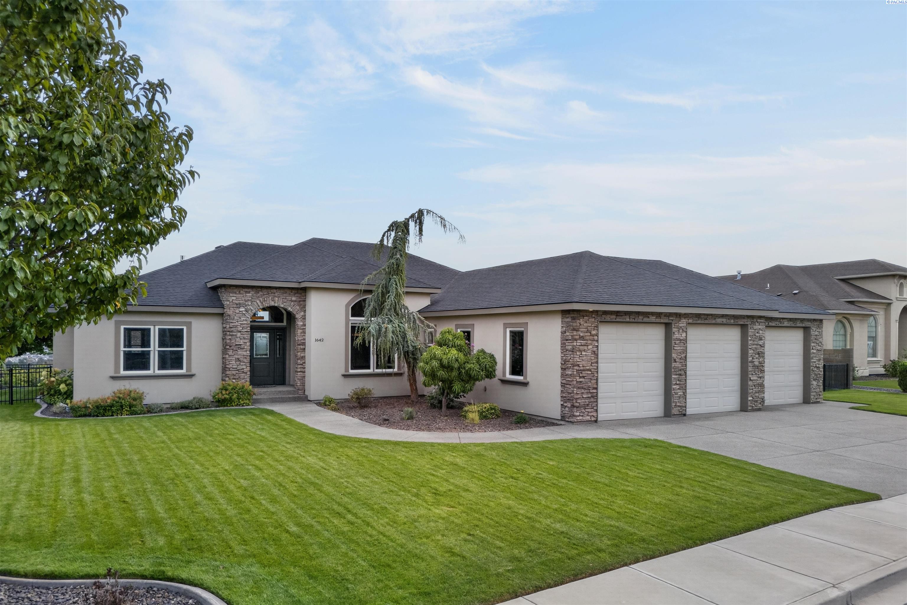 1642 Sicily Lane