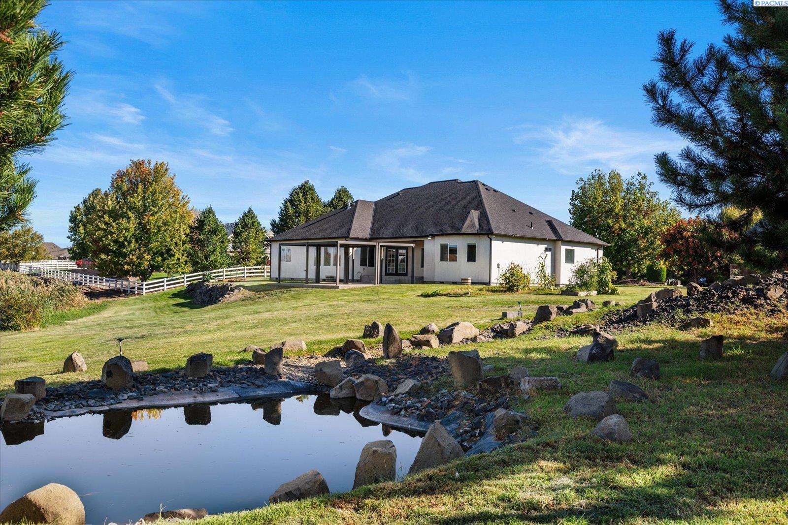5604 Glenbrook Loop