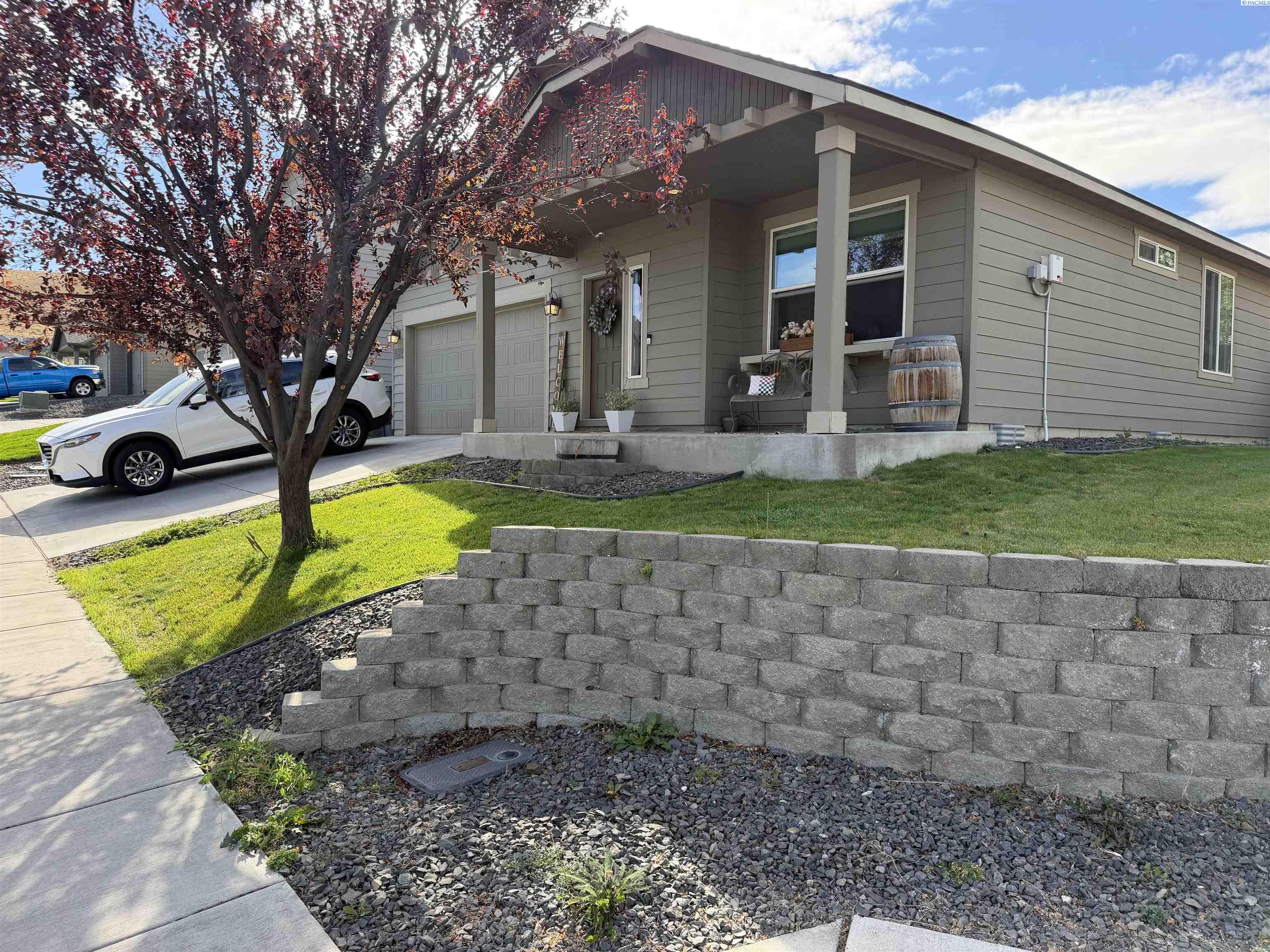 4504 S Underwood Pl.