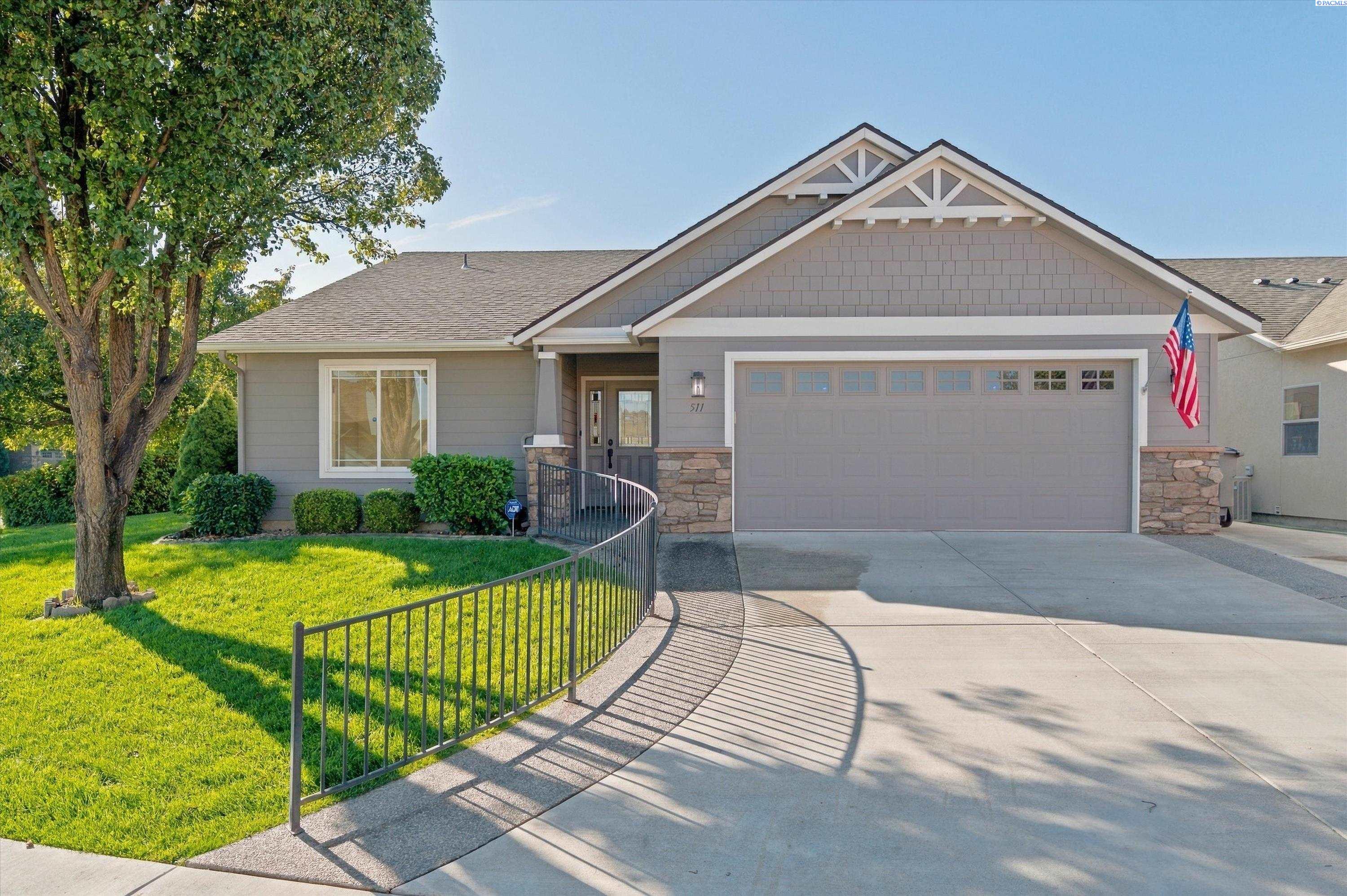 511 Lakerose Loop