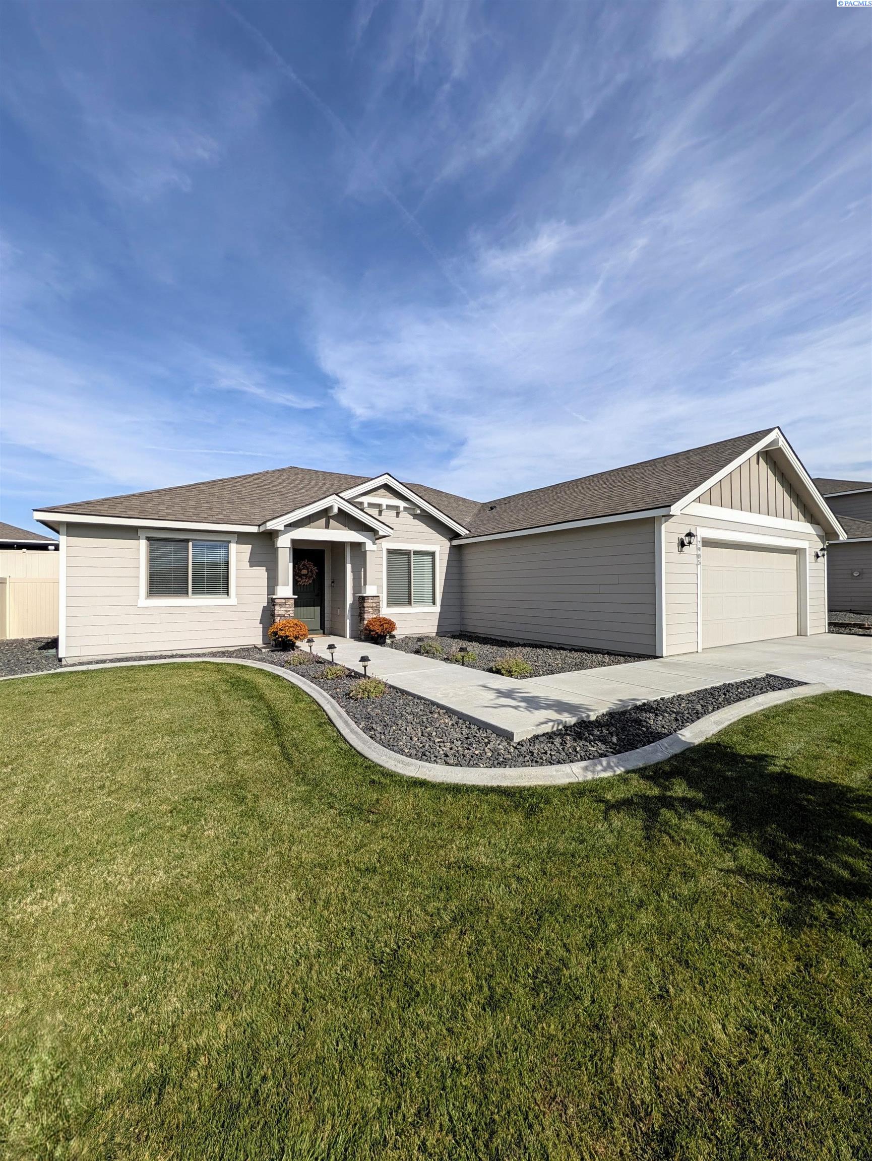 7905 Cariboo Drive