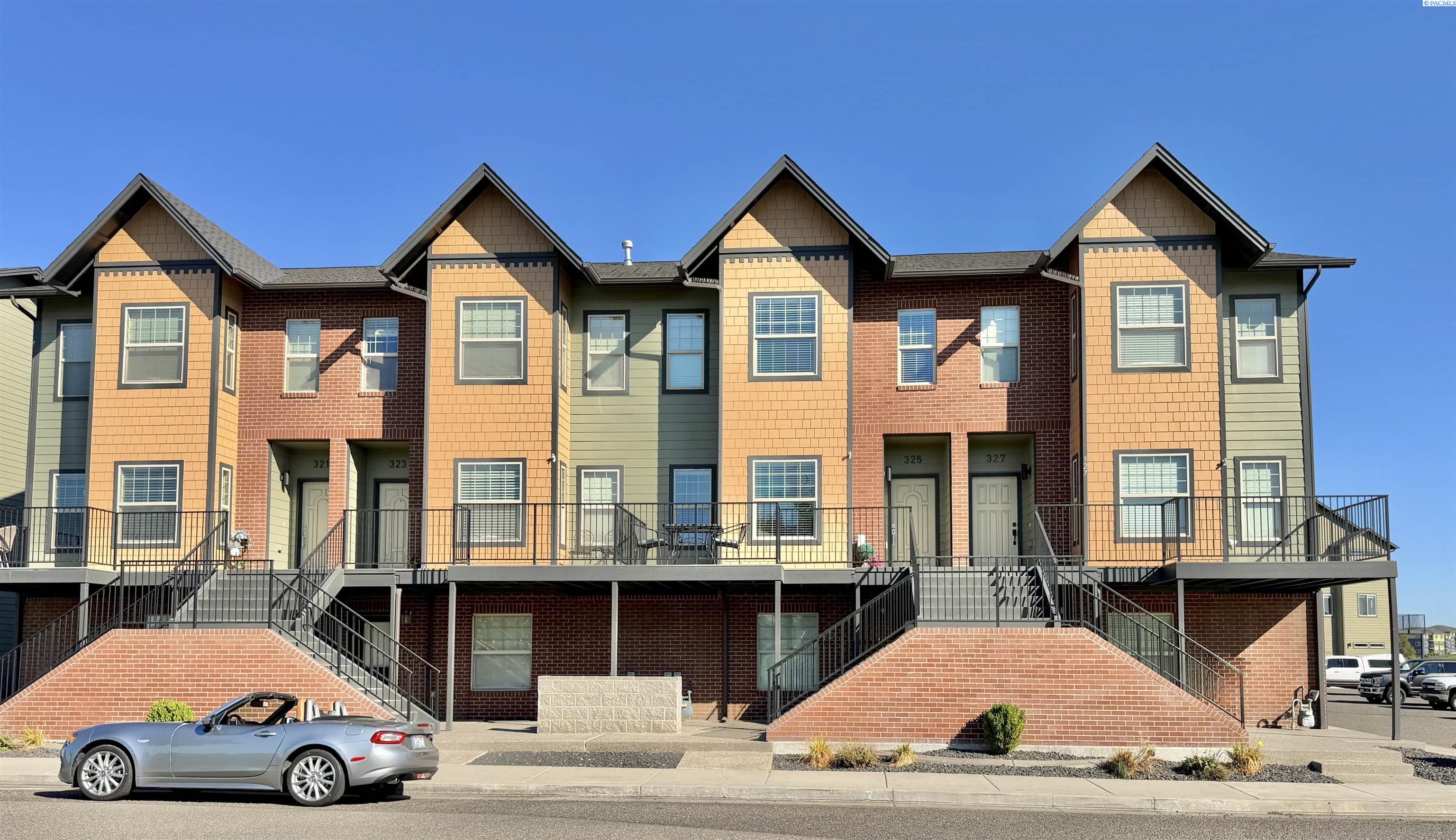 325 Columbia Point Dr