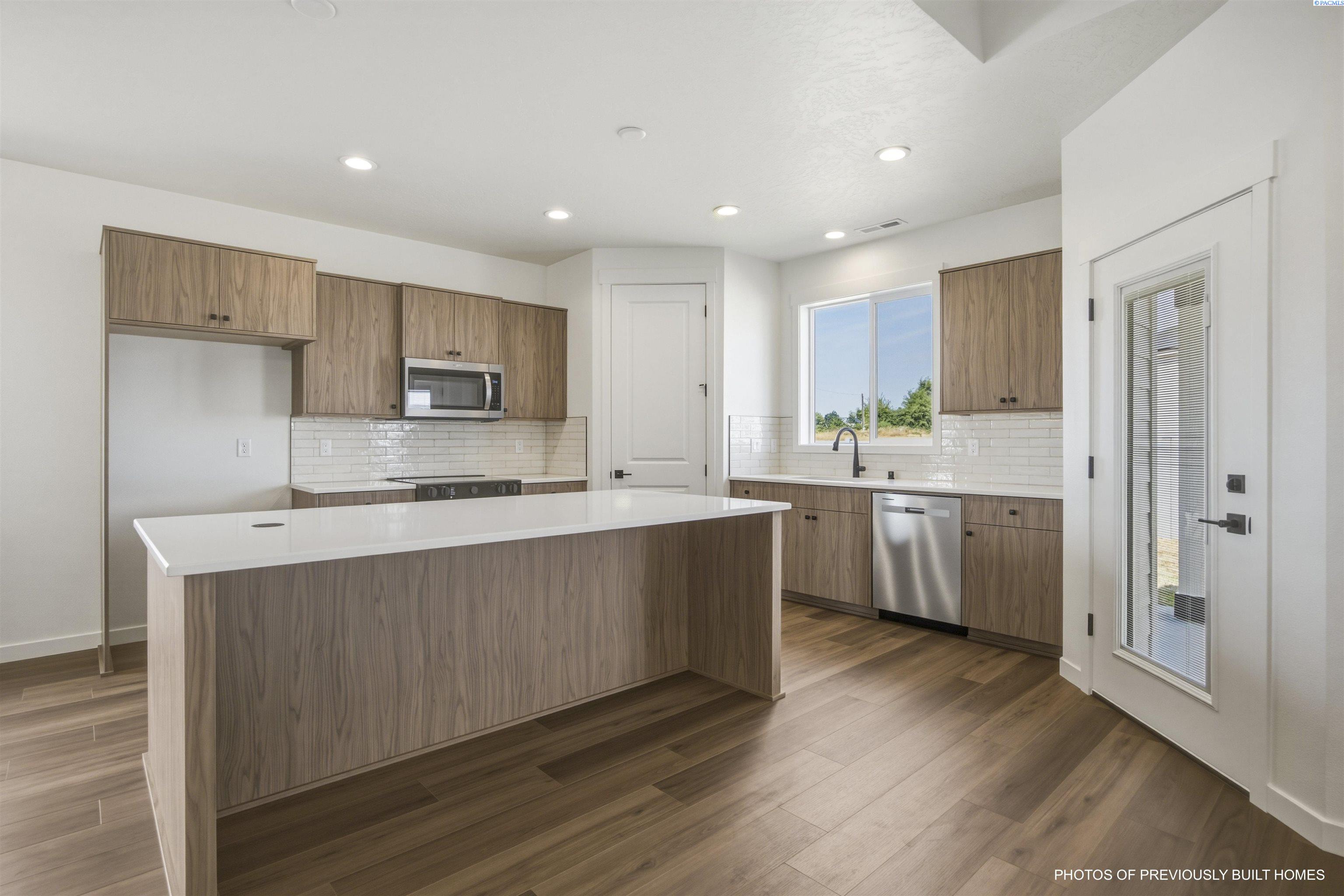 200 Scott Rd